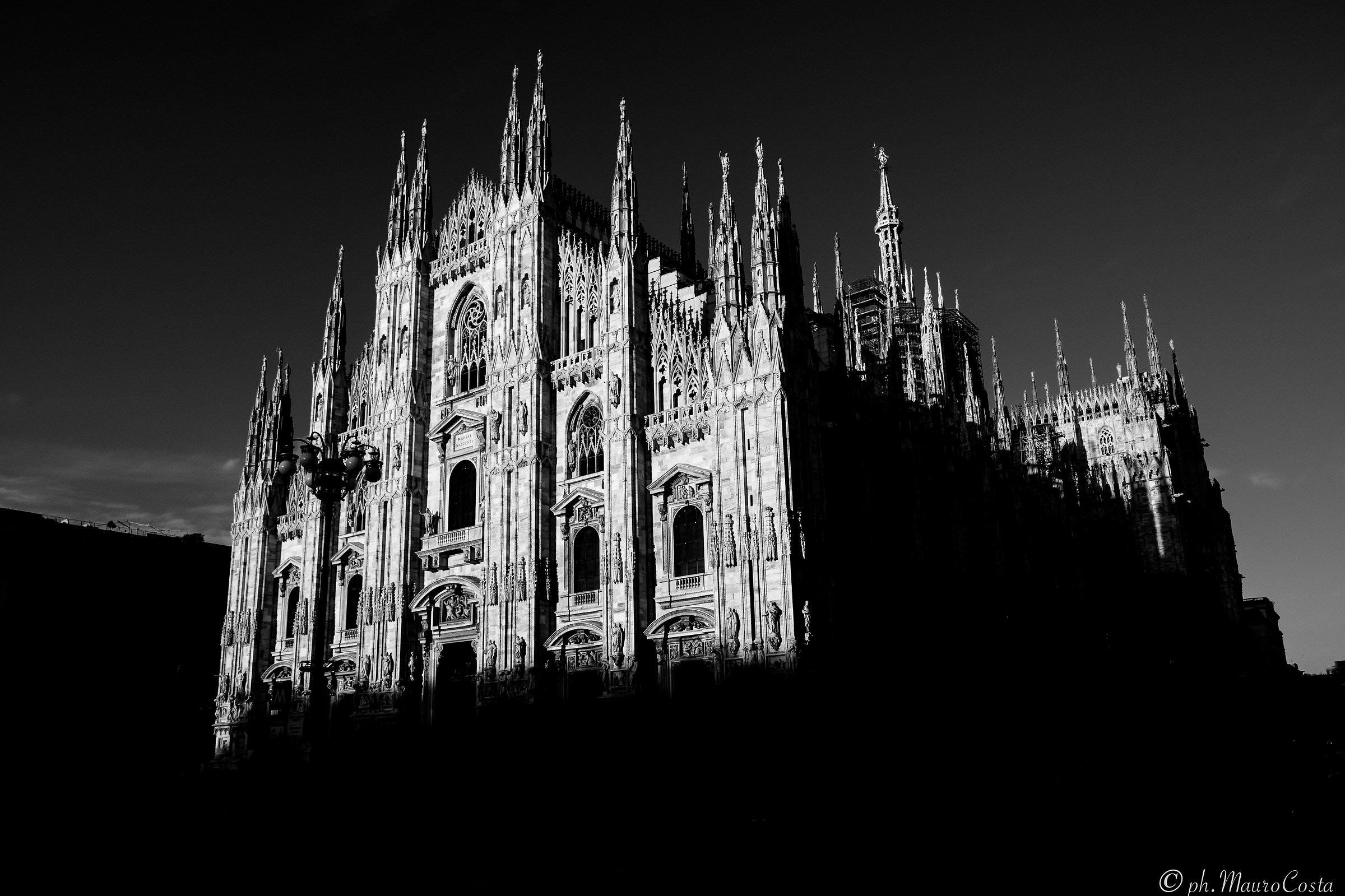 Cathedral lighted by the last ray of sunshine ...