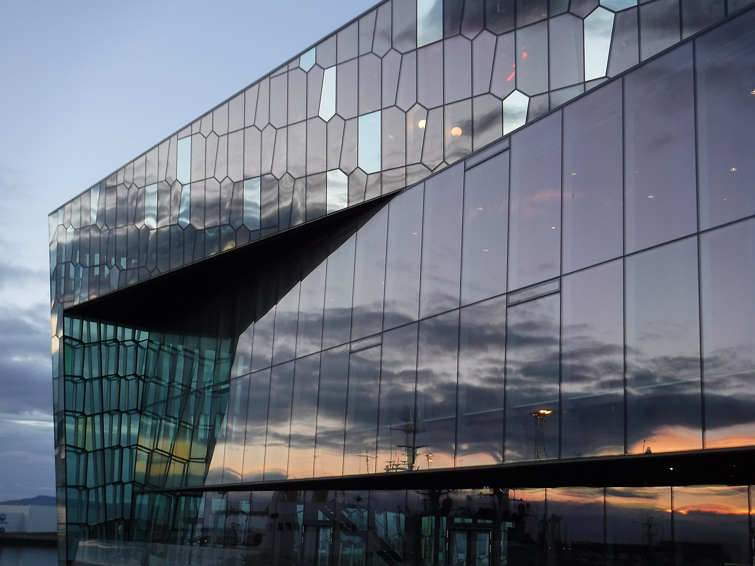 Iceland - Reykiavik - Harp