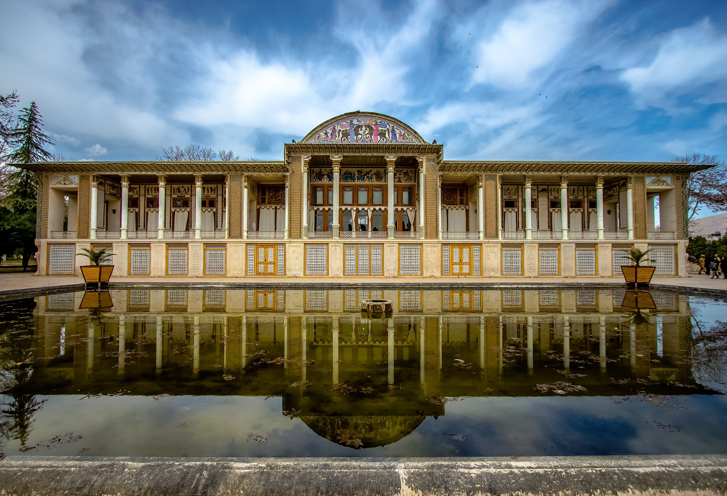 Afif Abad Garden Mansion