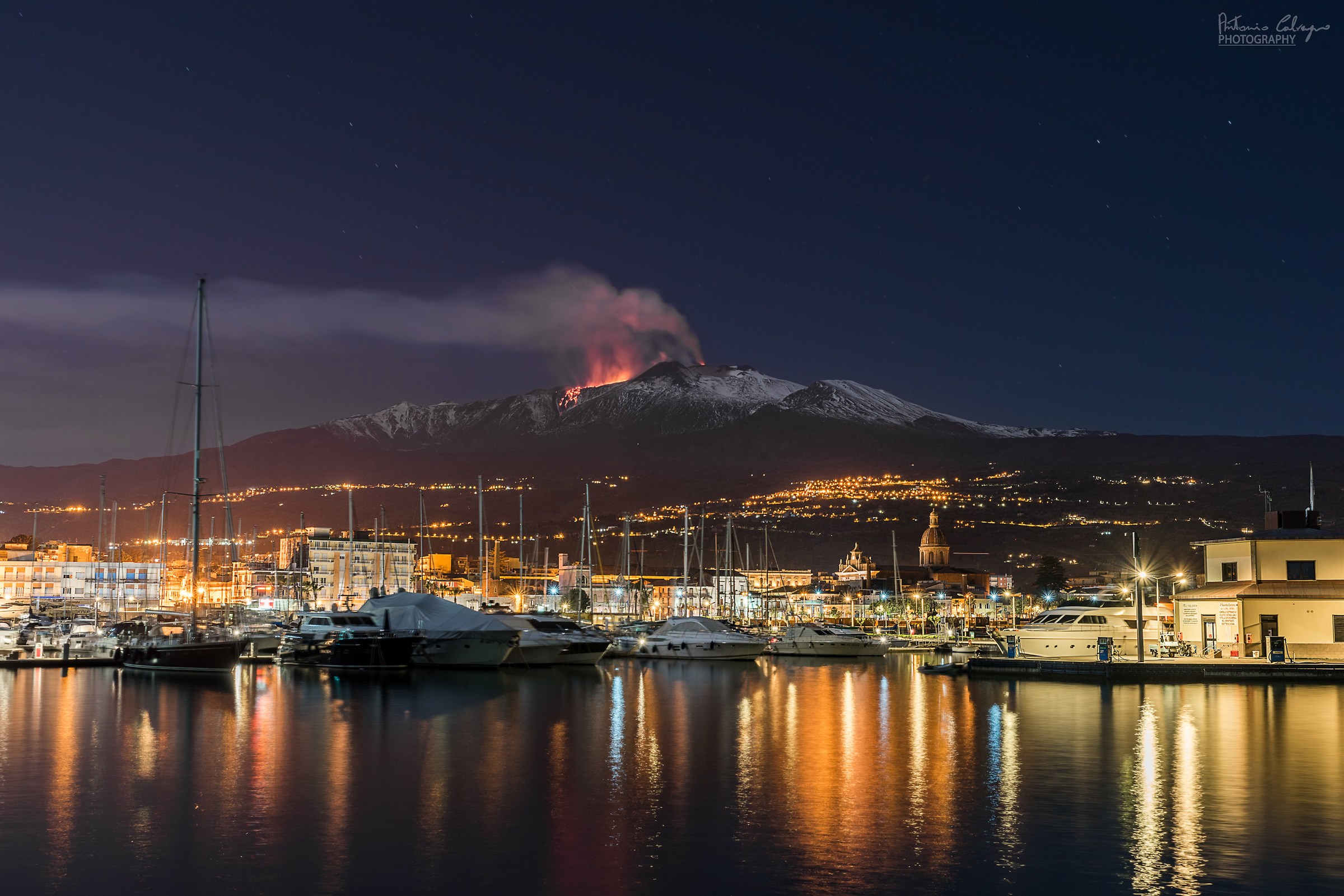Etna by night...