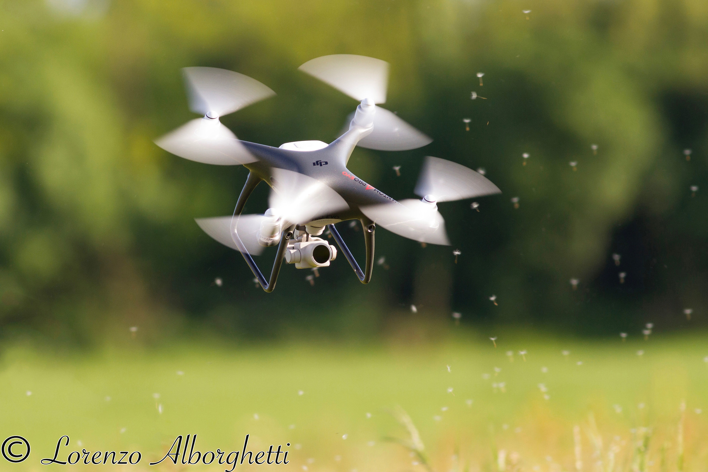 Drone dai phantom 4 pro