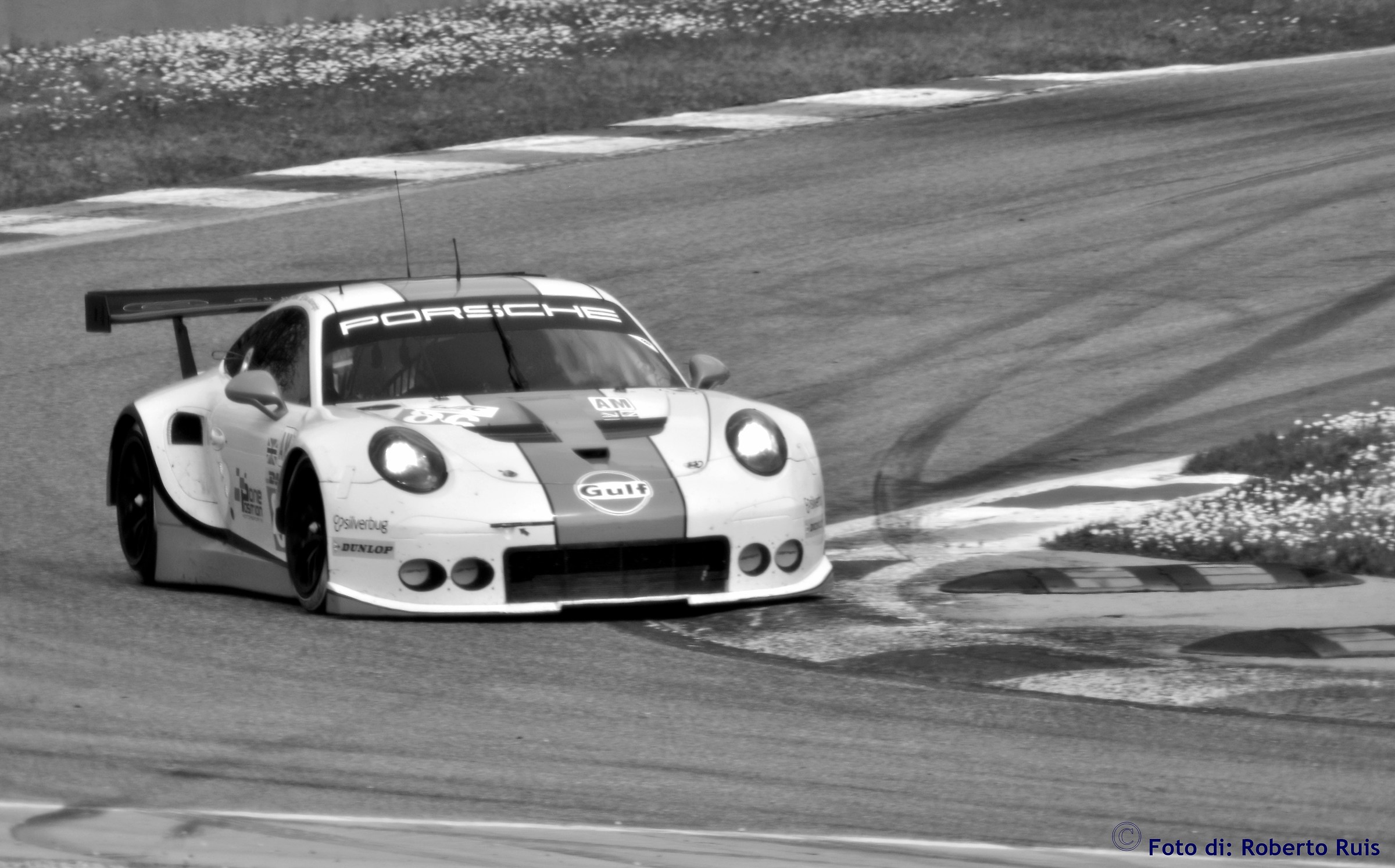 Gulf Racing - Porsche 911 RSR (991)