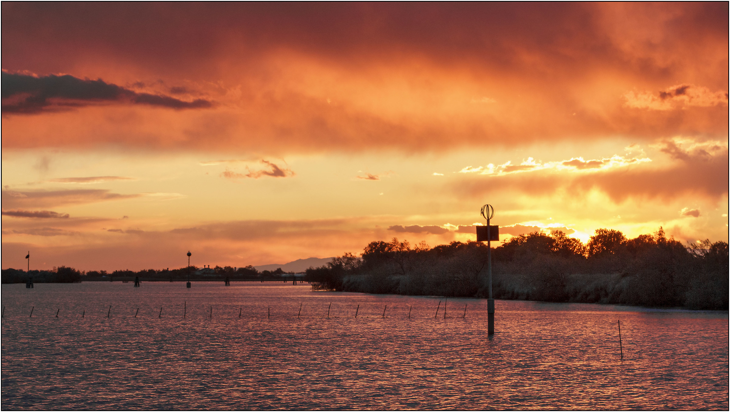 My country ... Tuesday, 18 April 2017 20:00