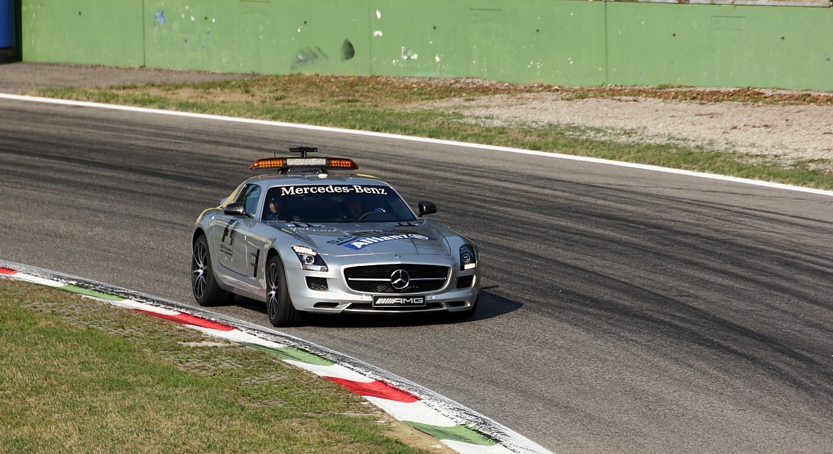 Safety car