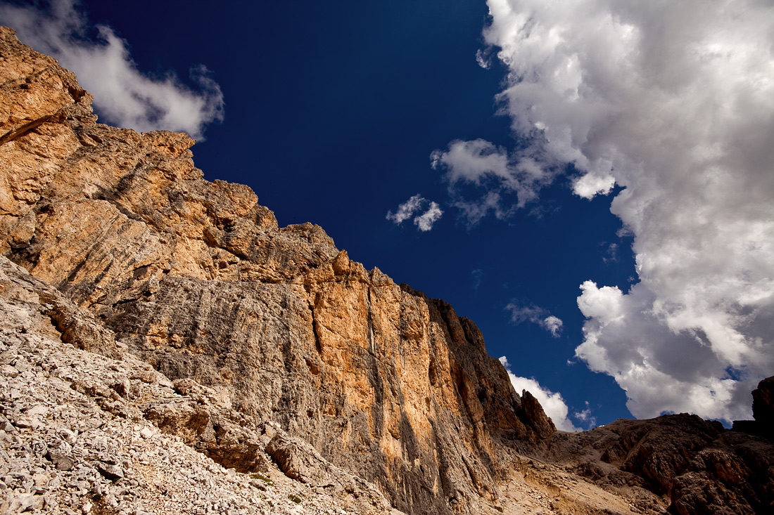 il cielo e la pietra