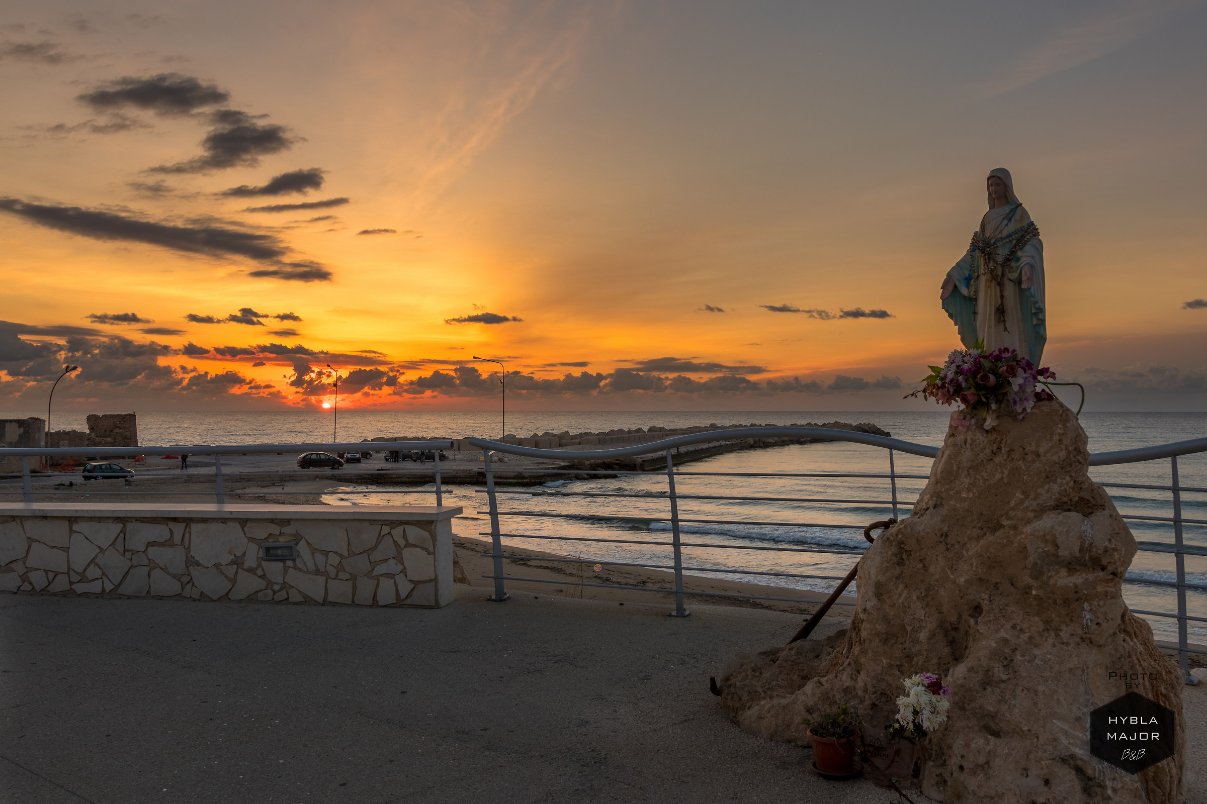 Protect us from the sea ...