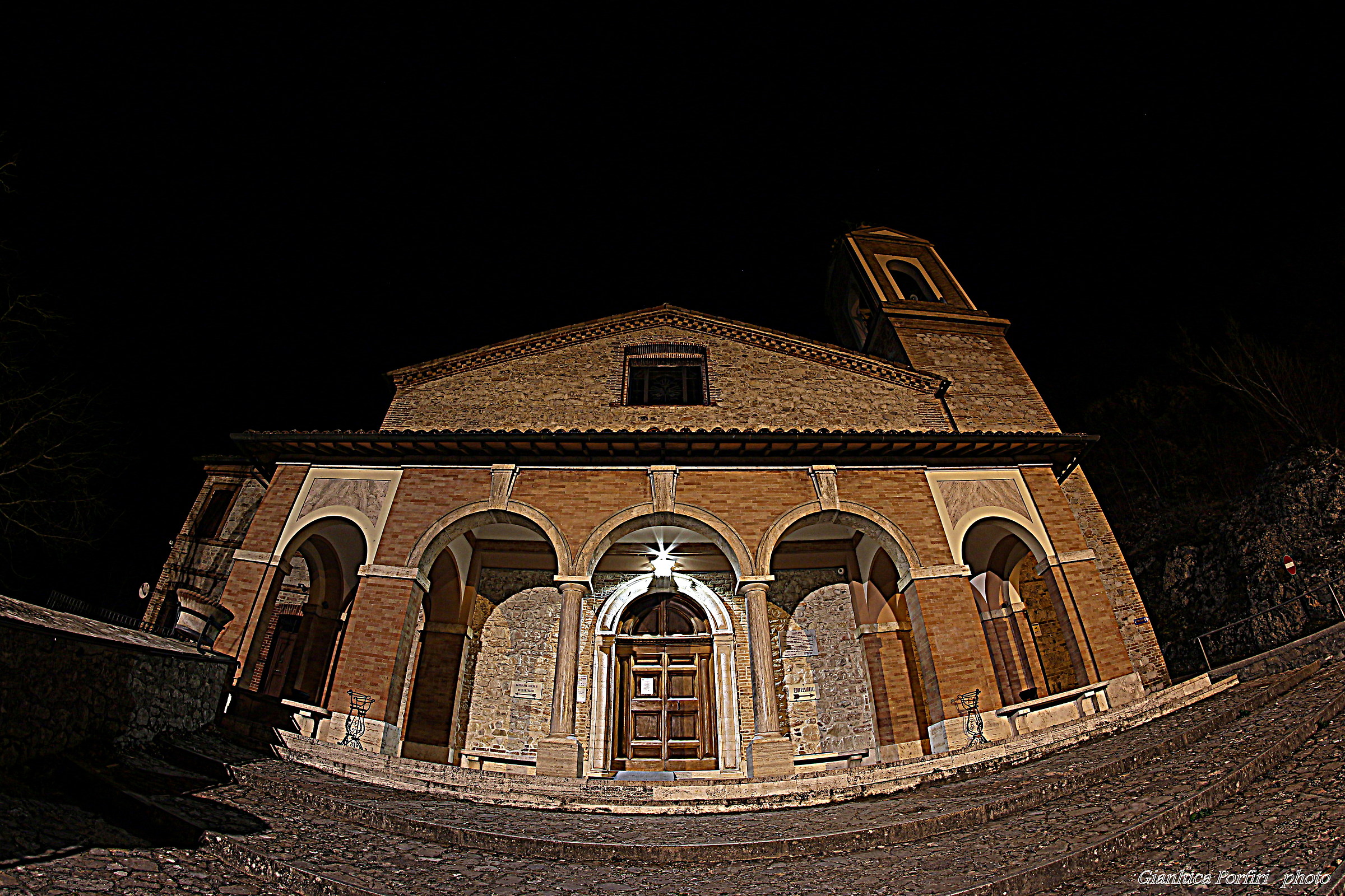 Santuario Madonna dell Ambro - Montefortino (fm)