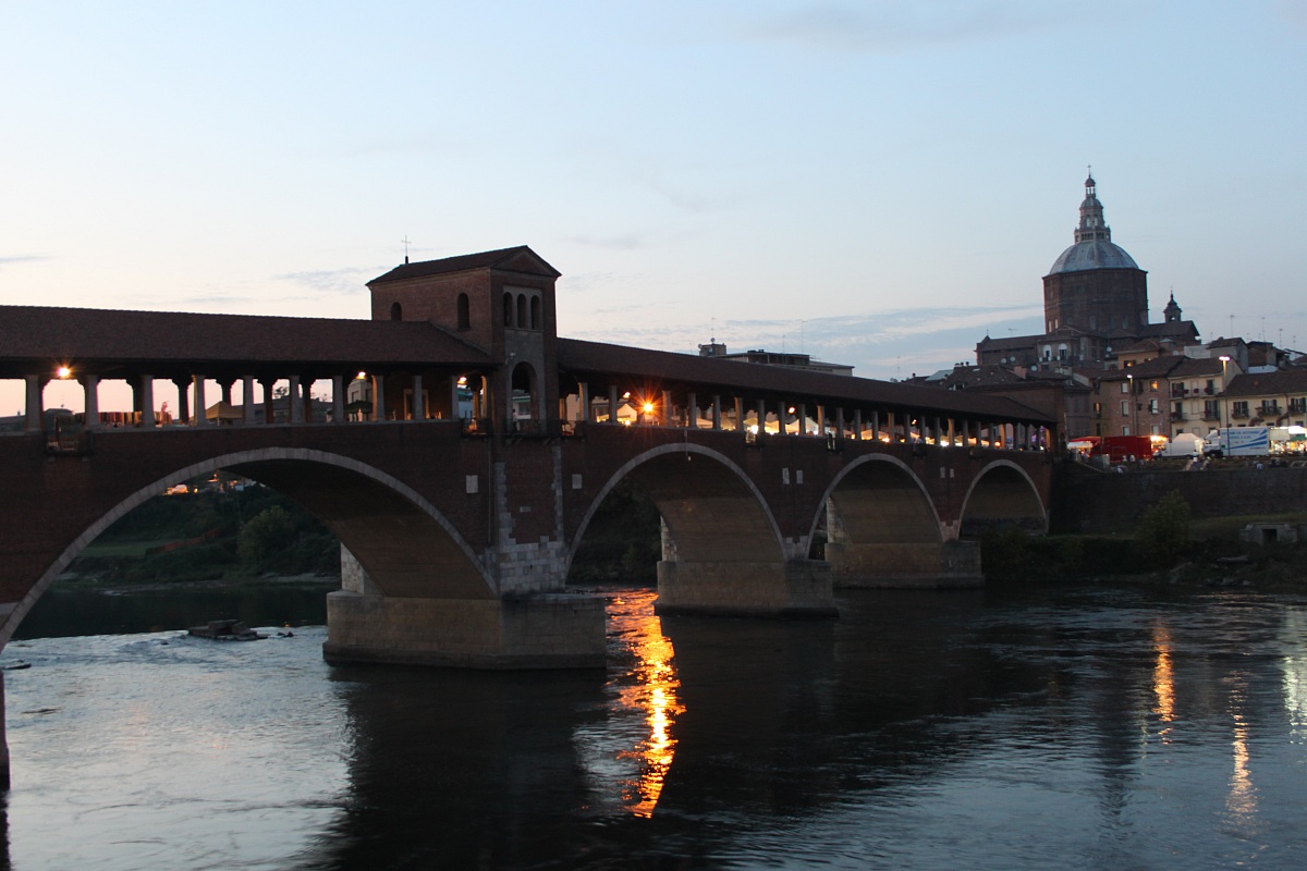 ponte coperto pavia