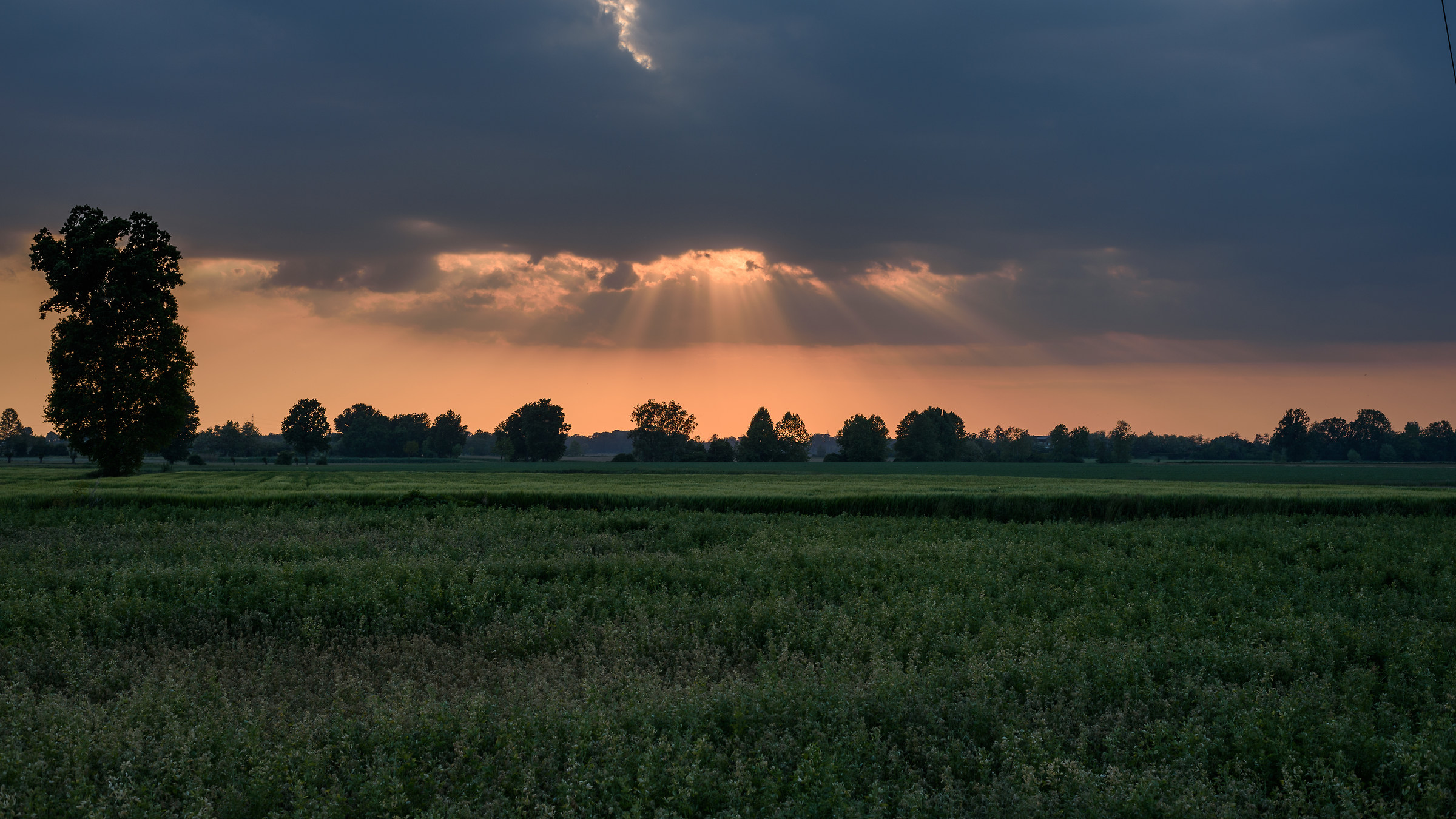 E alla fine uno squarcio di sole...