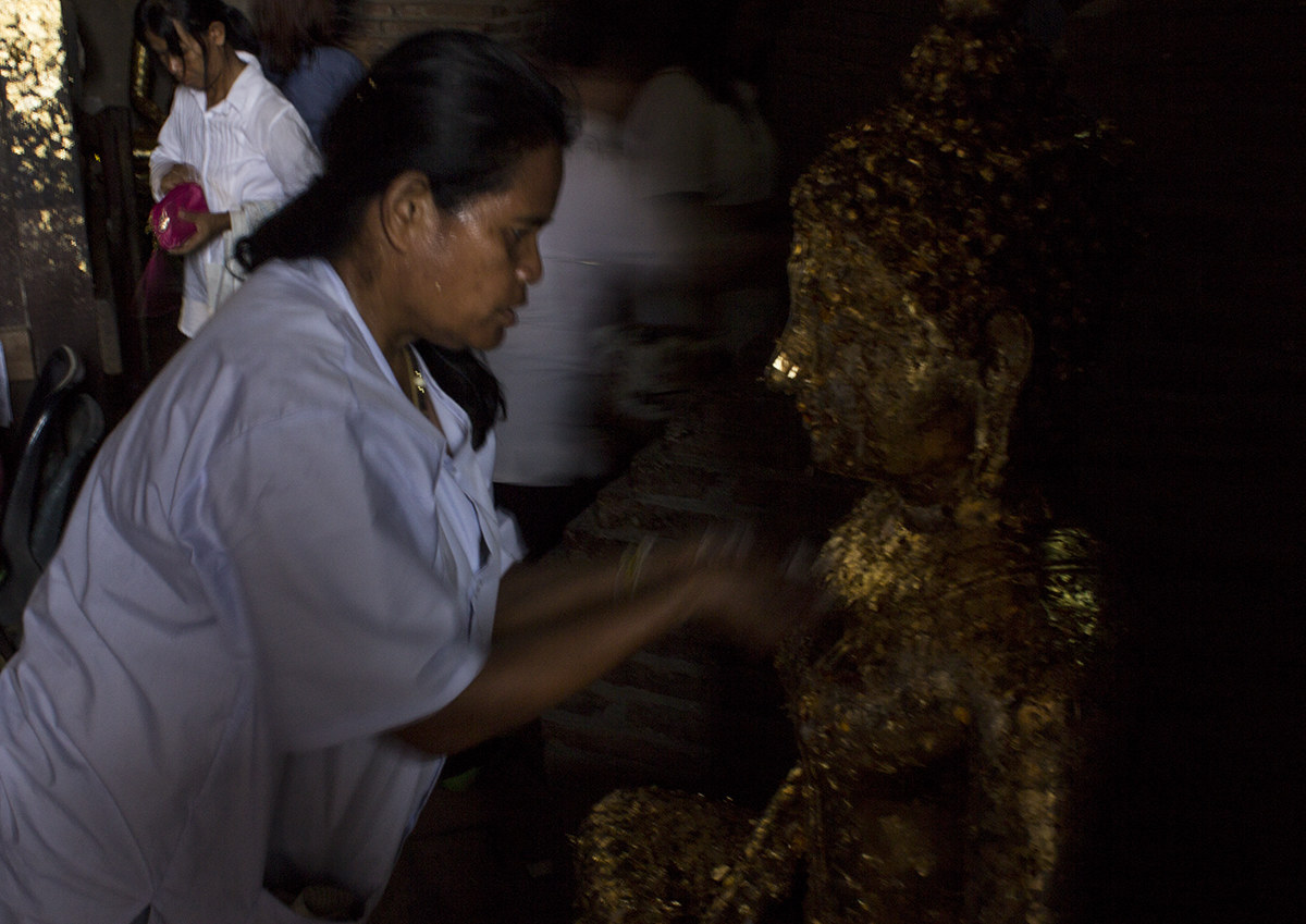 Adoration of the Buddha