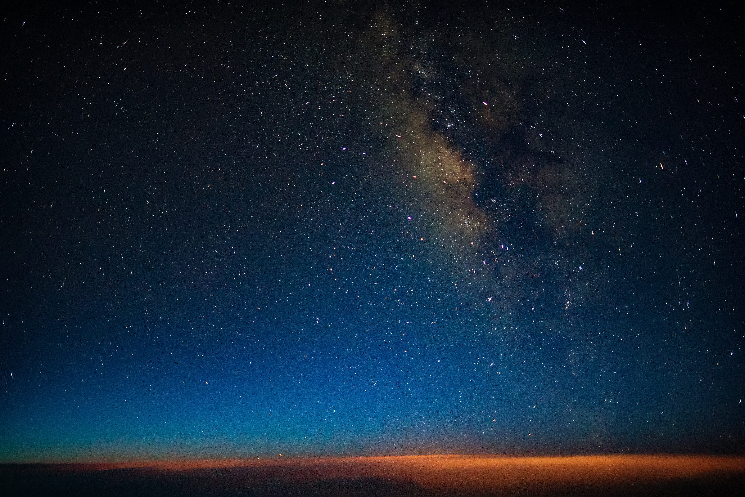 Poco prima dell'alba sul Golfo Persico