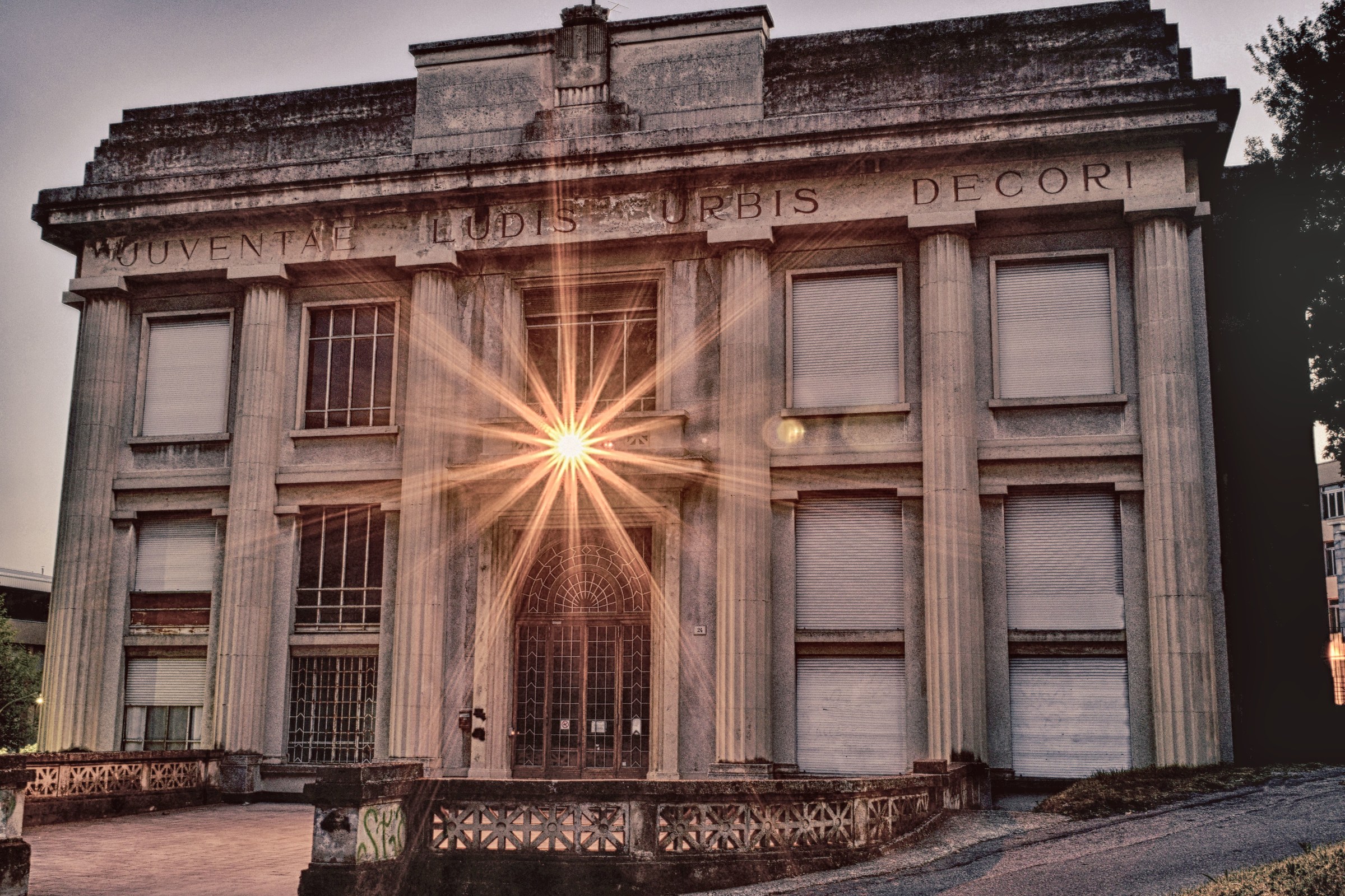 Juventae Ludis Urbis Decorations