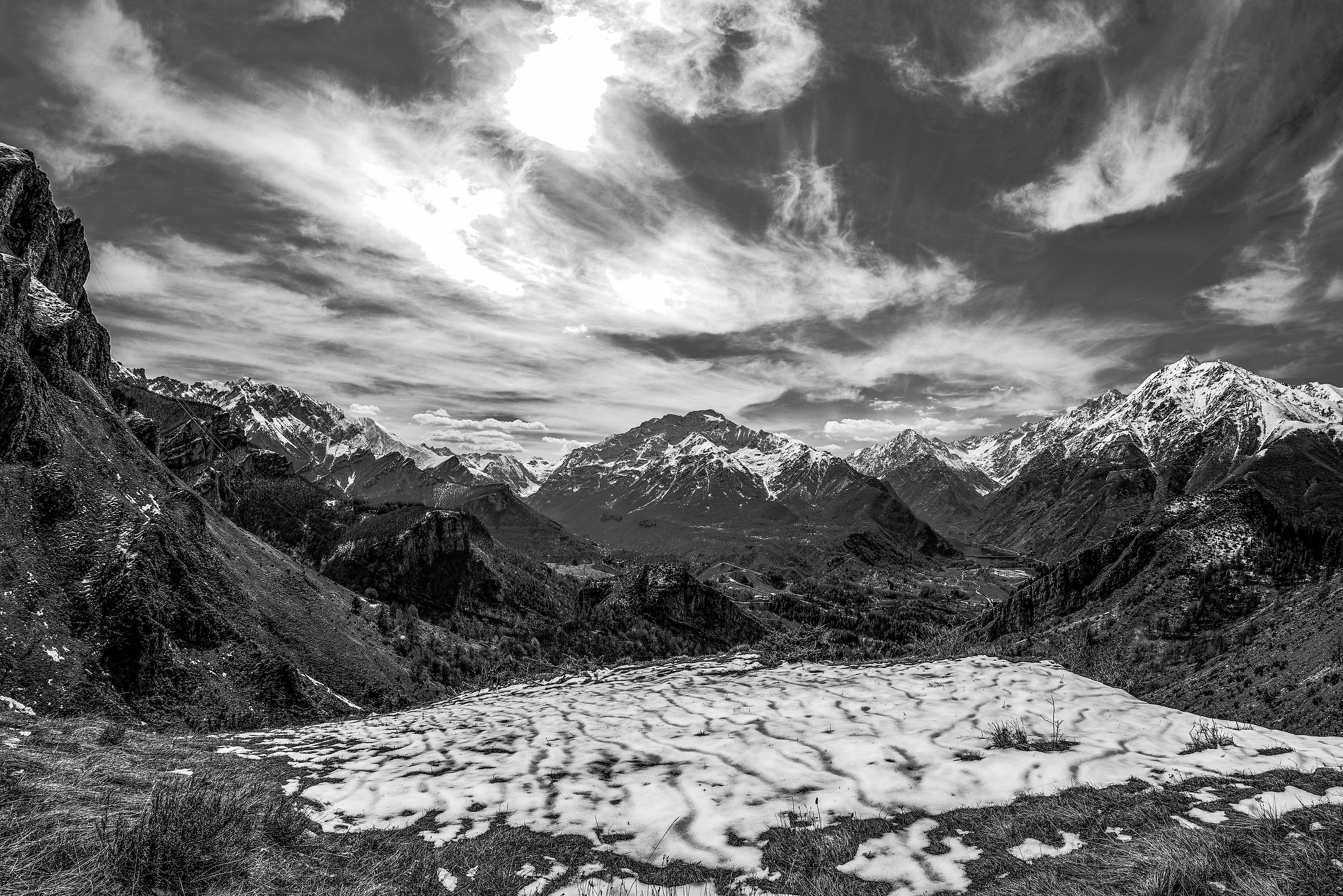 B & N-Montagne in spring
