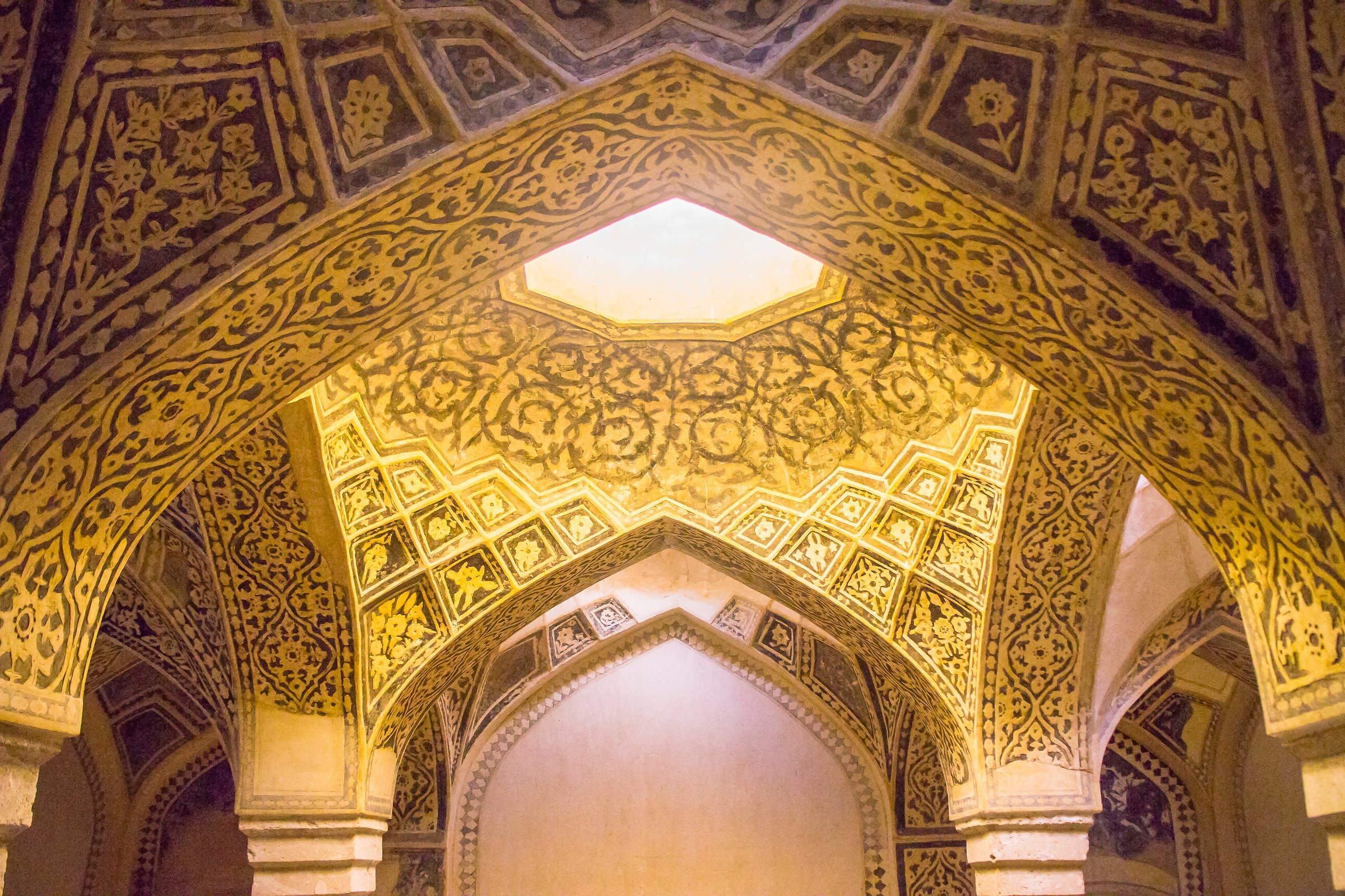 neshat garden shower