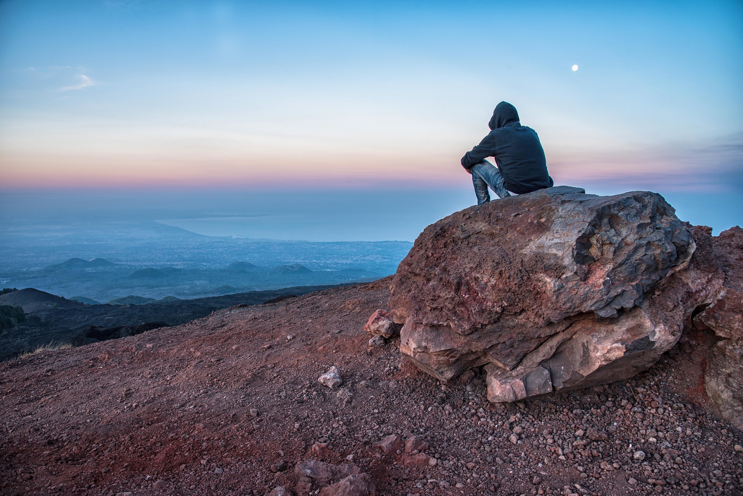 Self-timer ..... From 'Etna