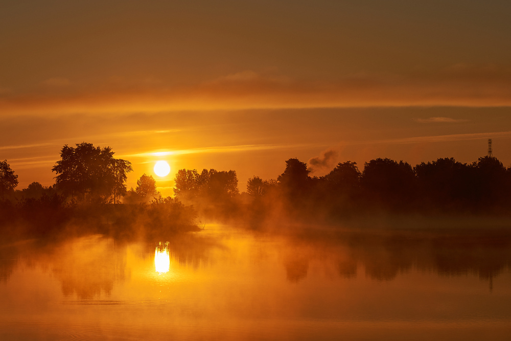 In the rays of the rising sun