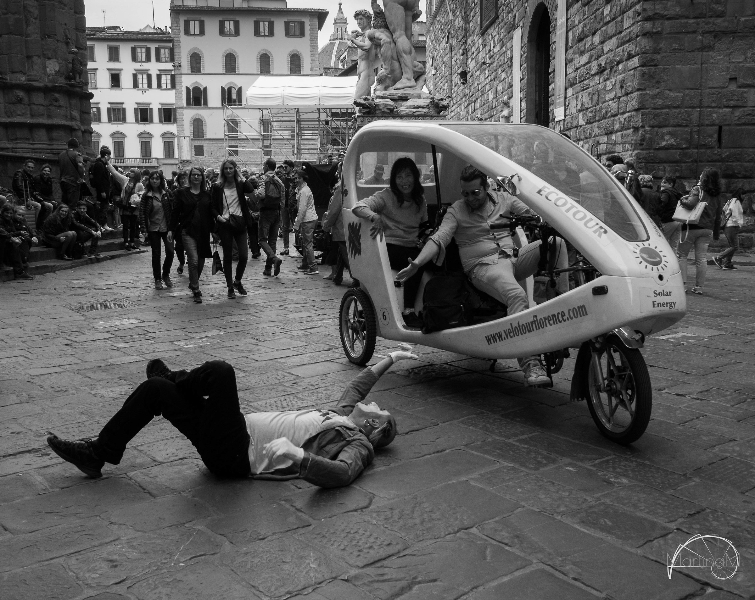 Street artist in Florence