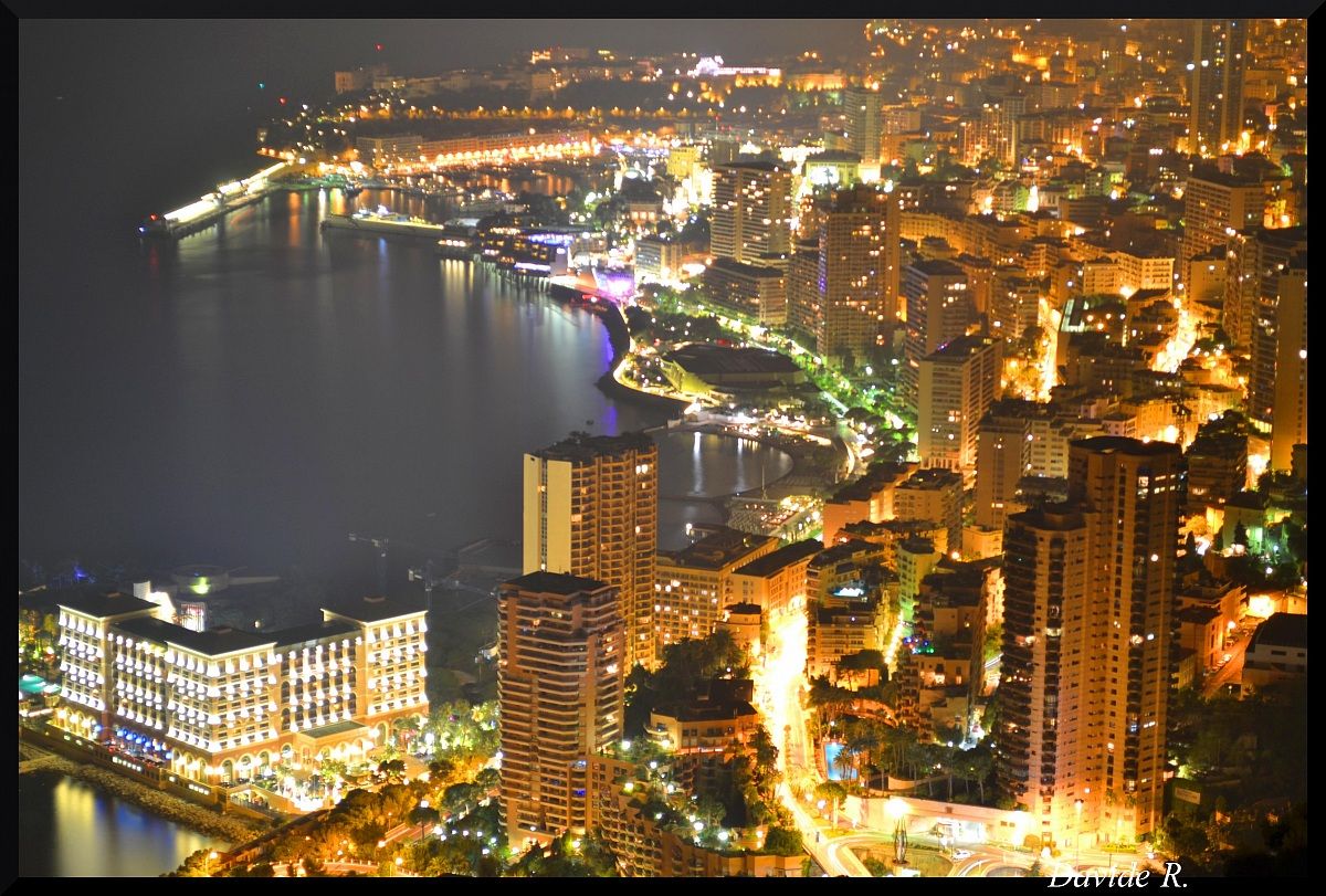 Monte Carlo by night