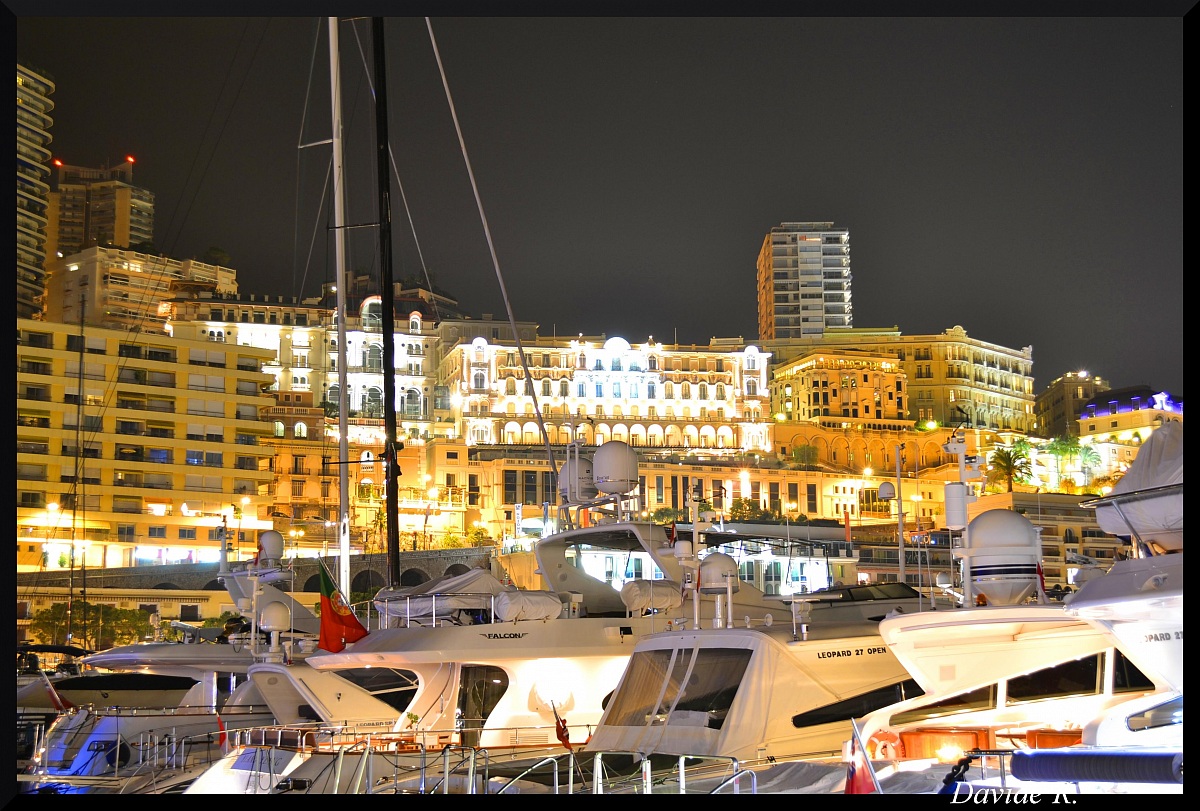 Monte Carlo by night