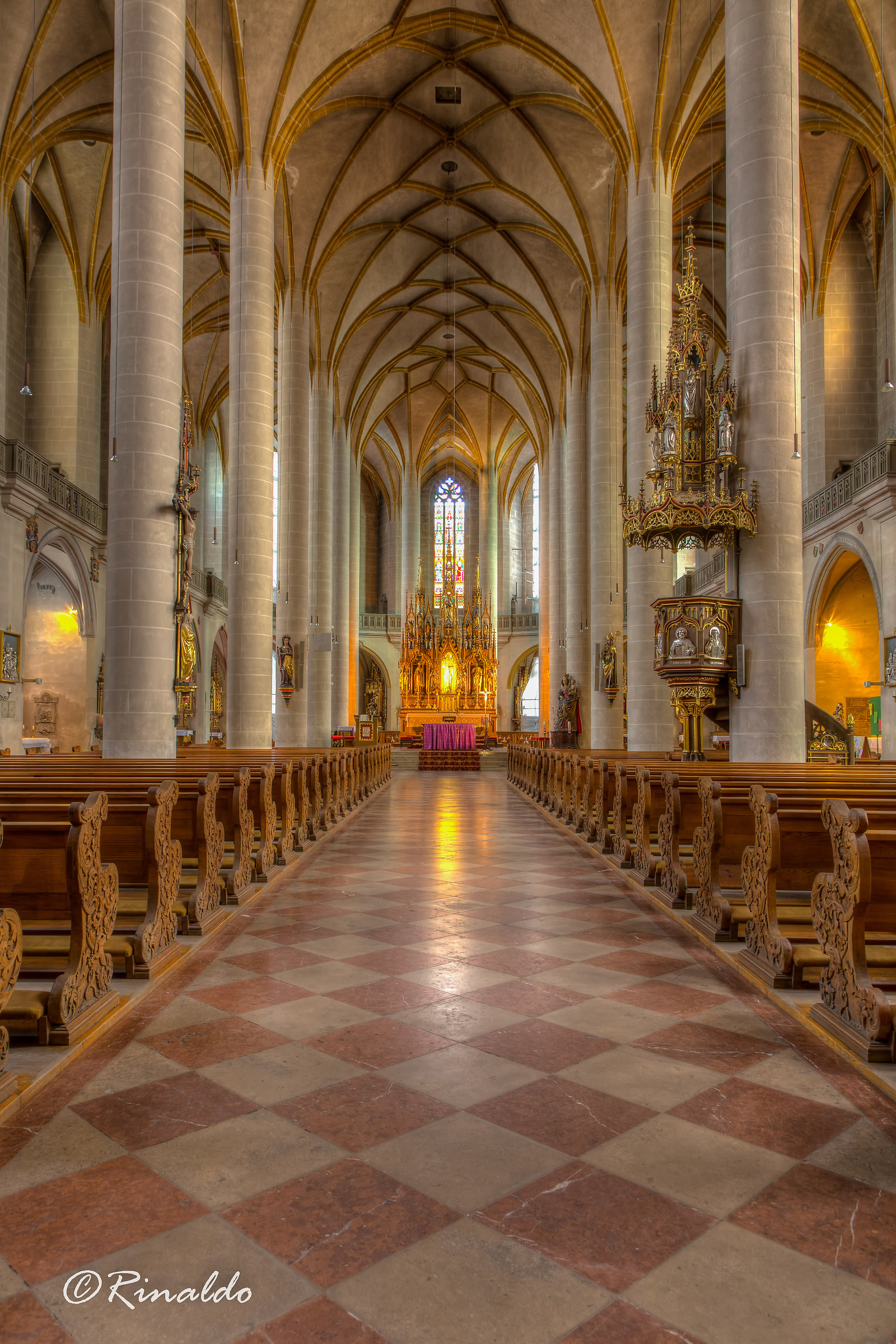 Il Tardo Gotico. Basilica di St. Martin in Amberga