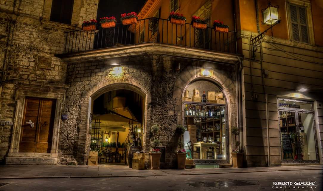 For the alleys of Assisi