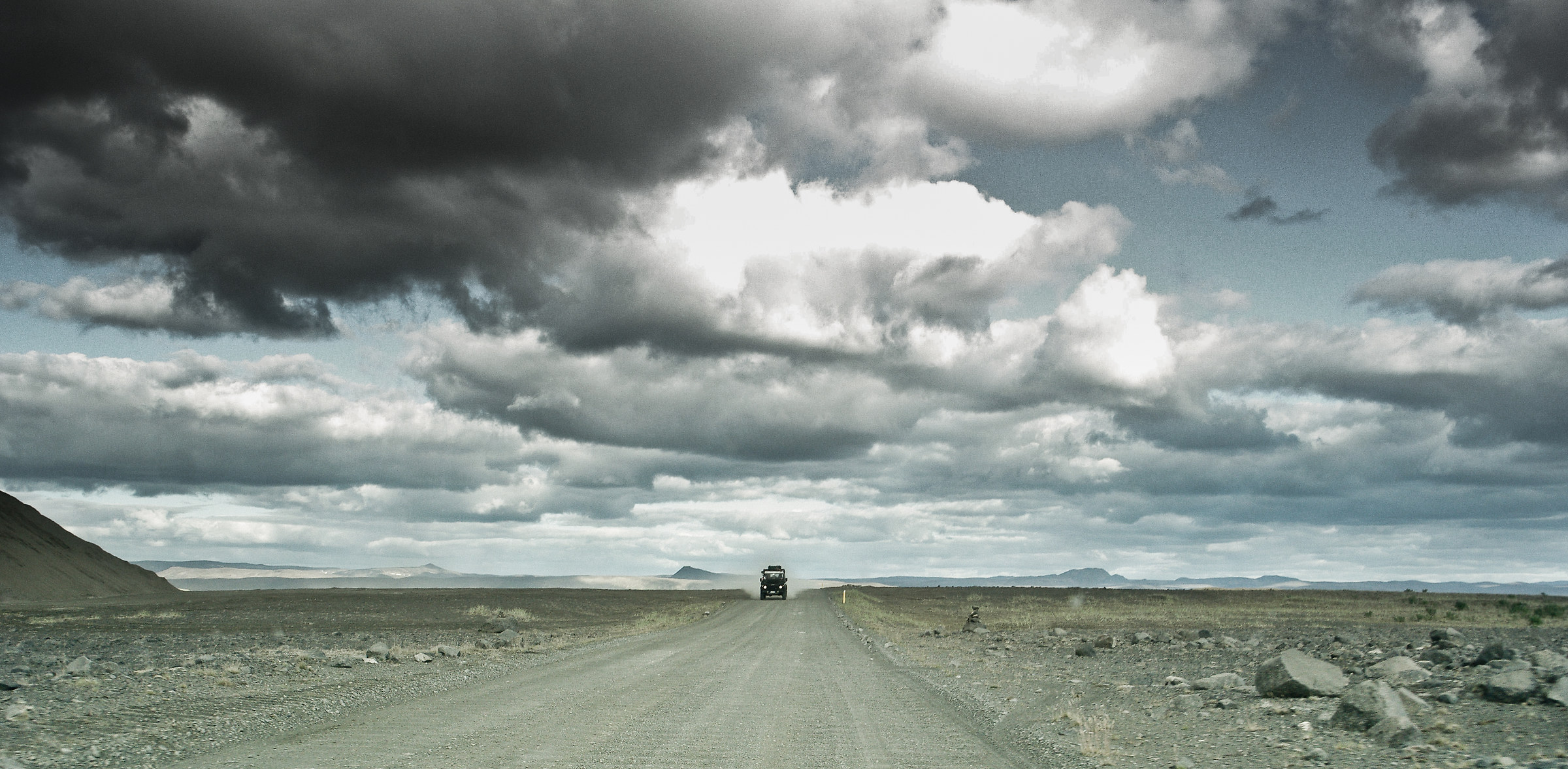 On the roads of Iceland