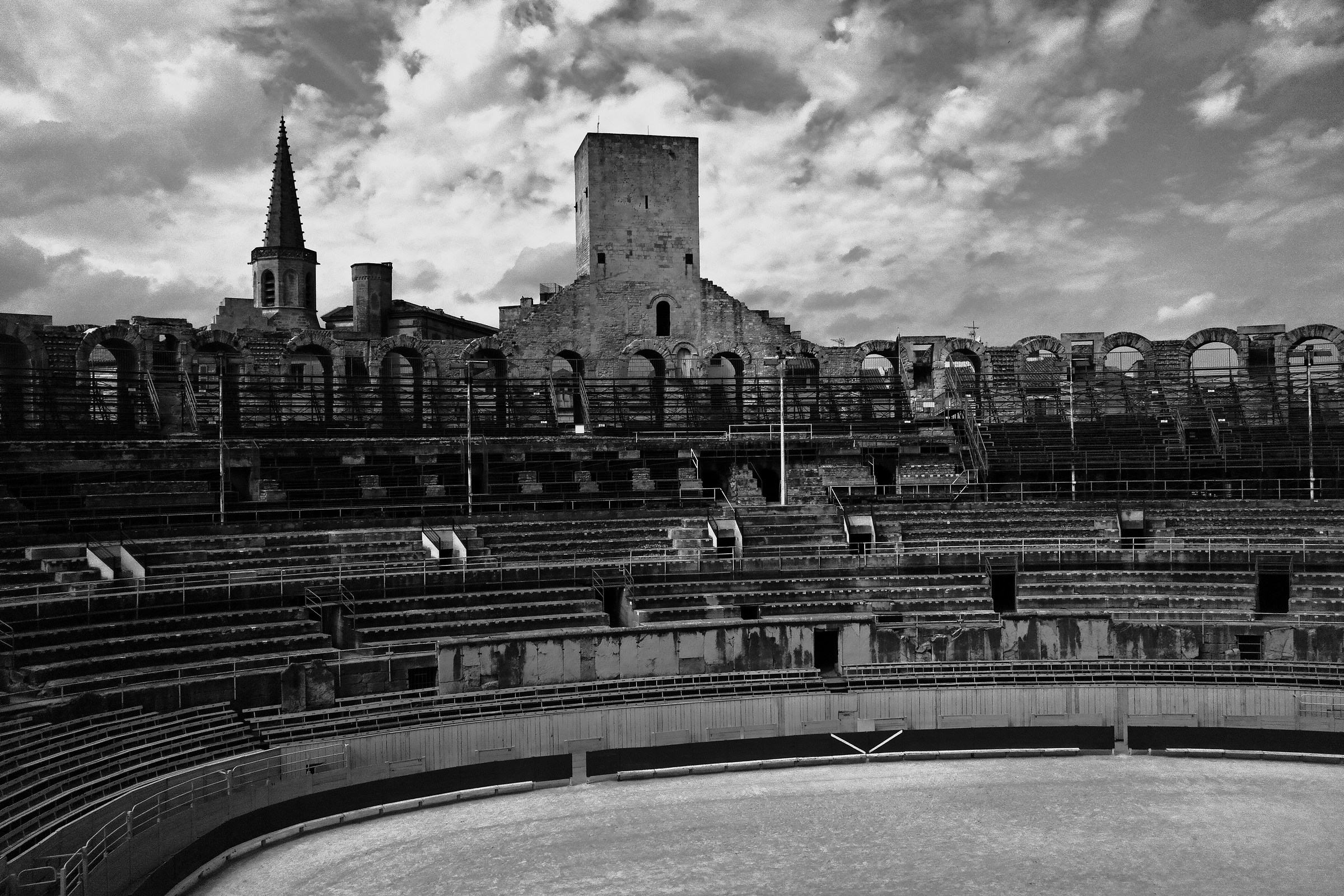 Arles, Arena