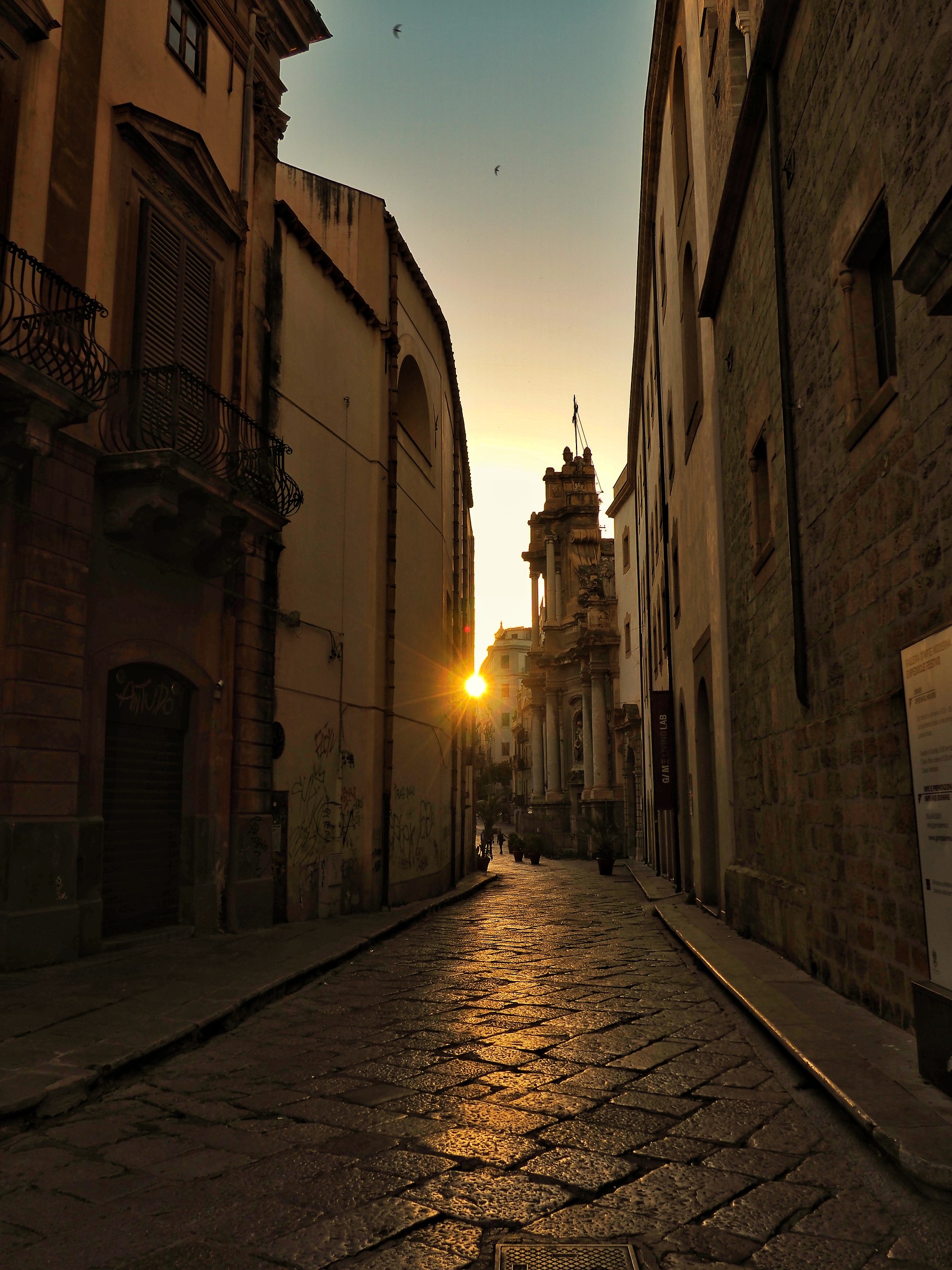 Verso Piazza Sant'Anna