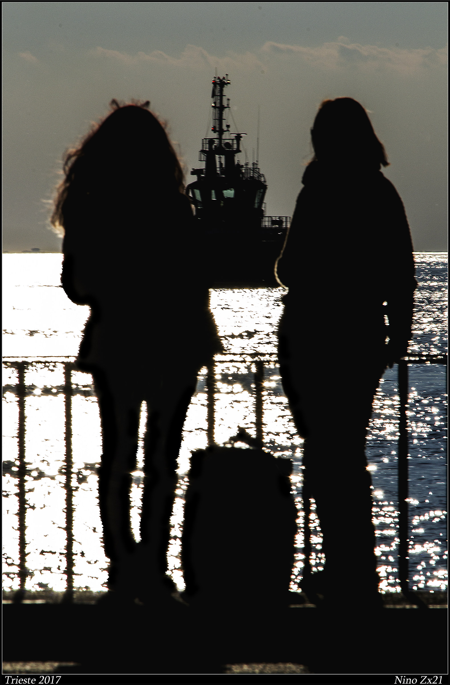 People who go, people coming.