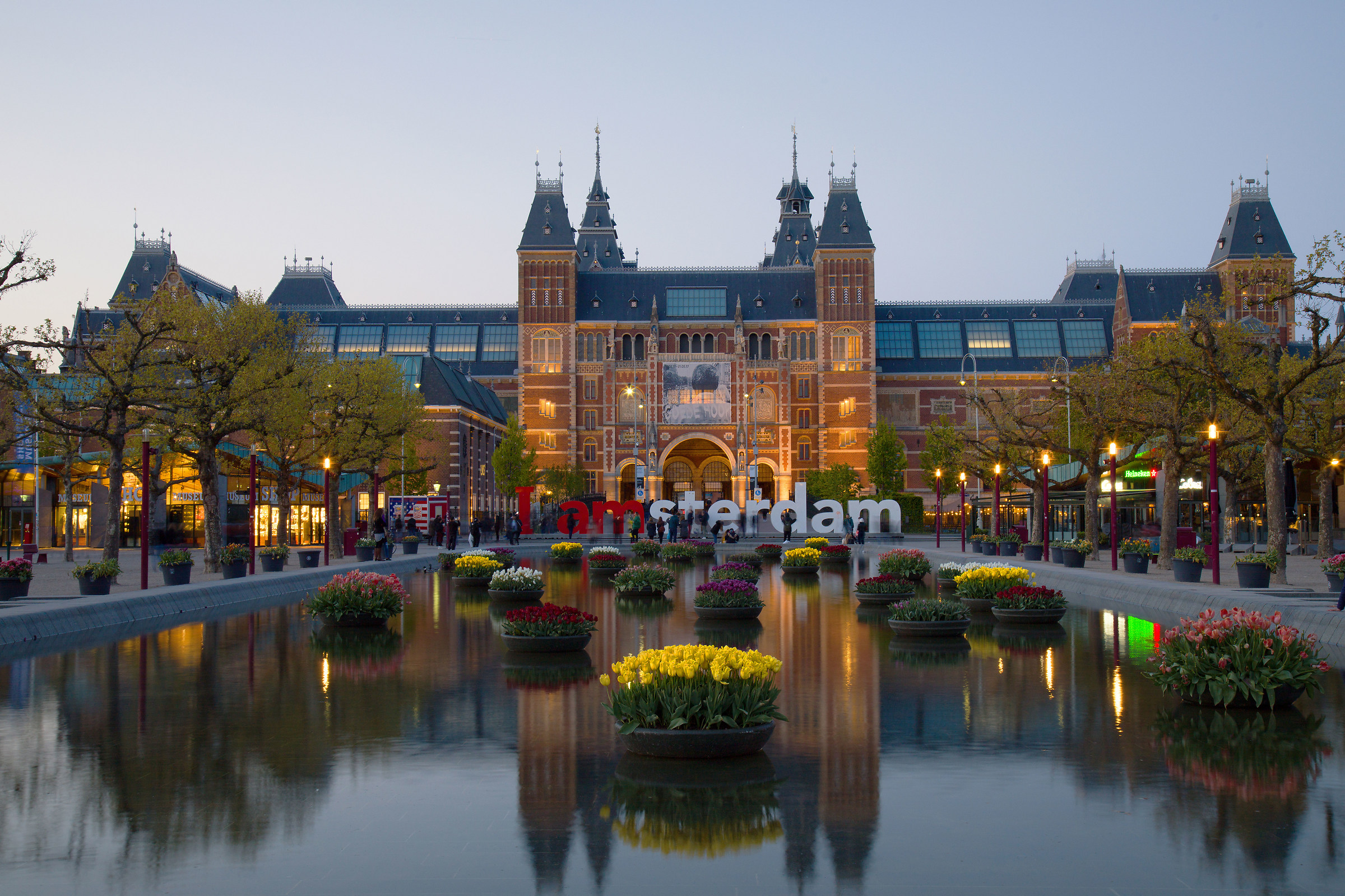 Rijksmuseum in the evening