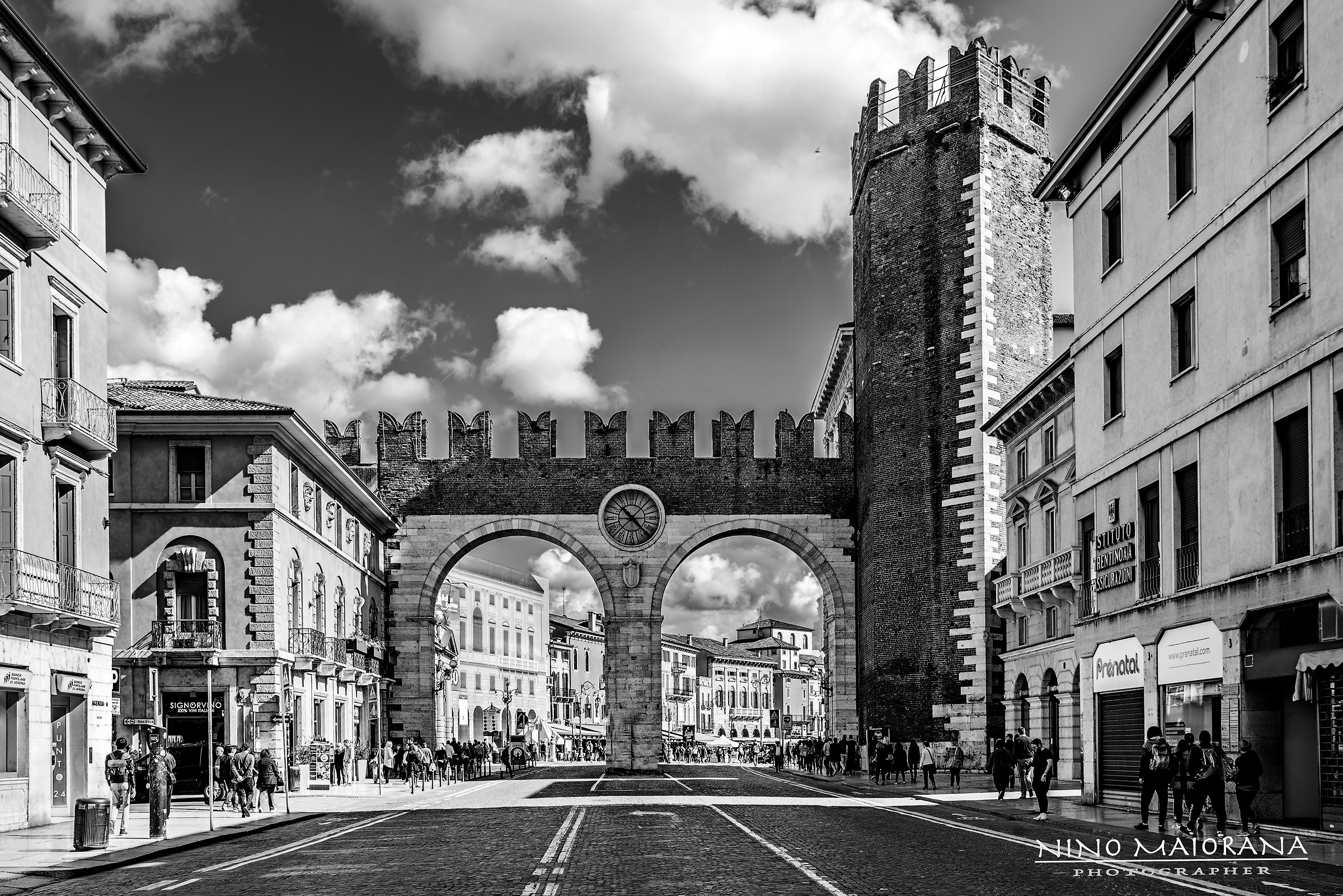Verona in b&w