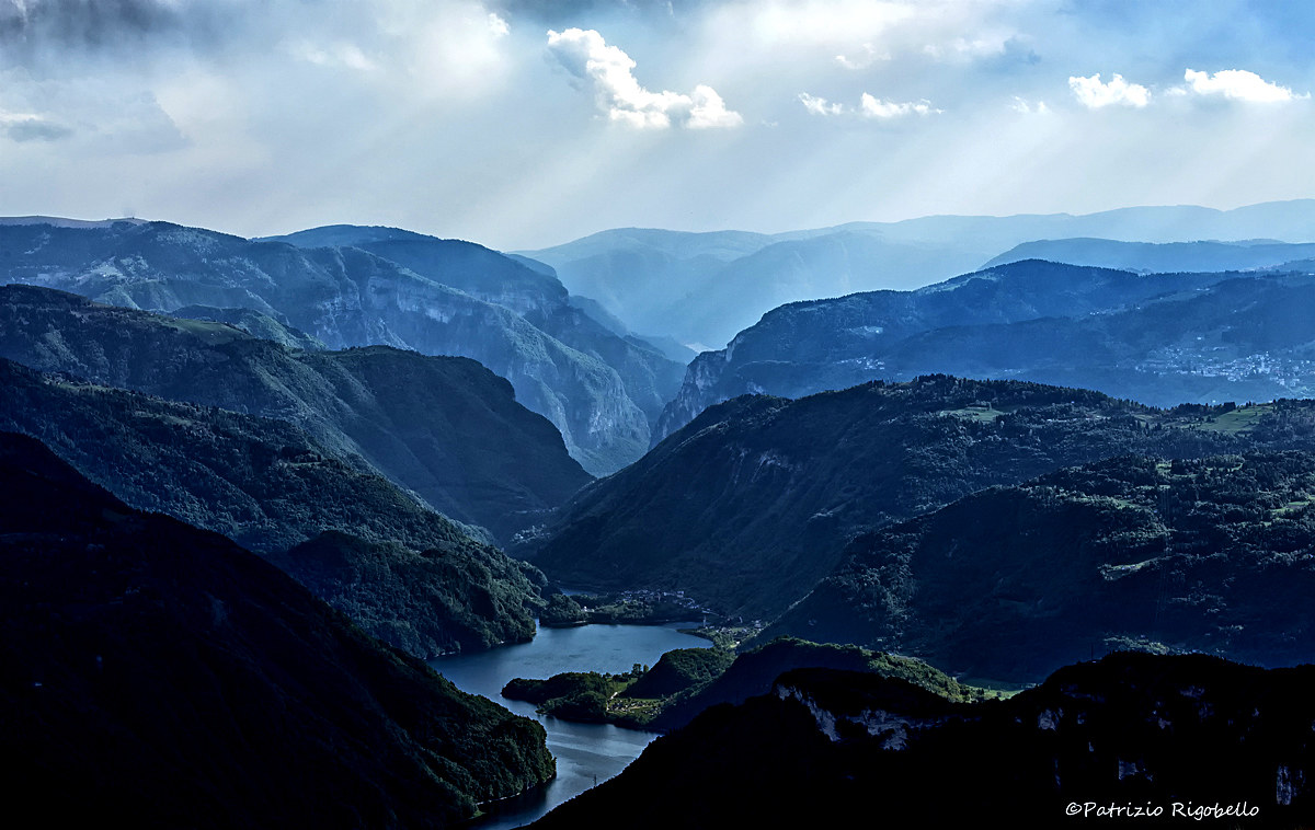 Lake Corlo to May - where thoughts fly