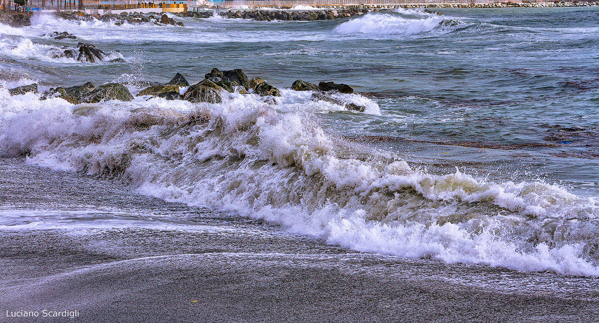 Liguria Liguria #mare #onde