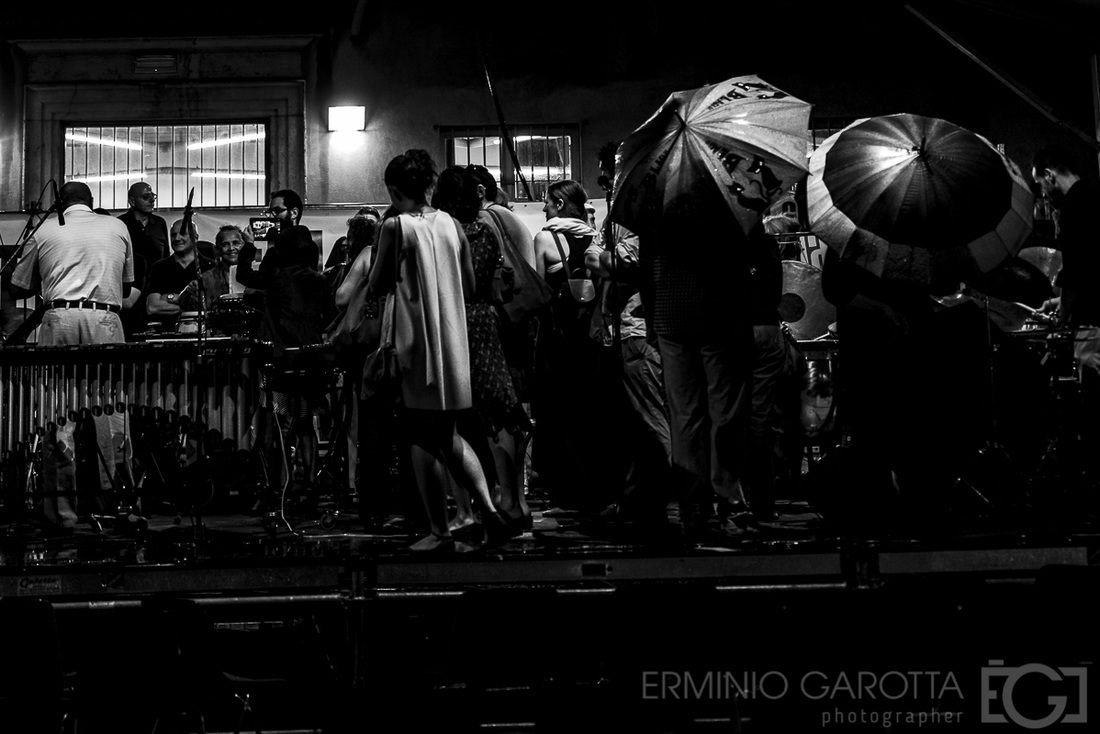 .. at some point in the rain concert ..