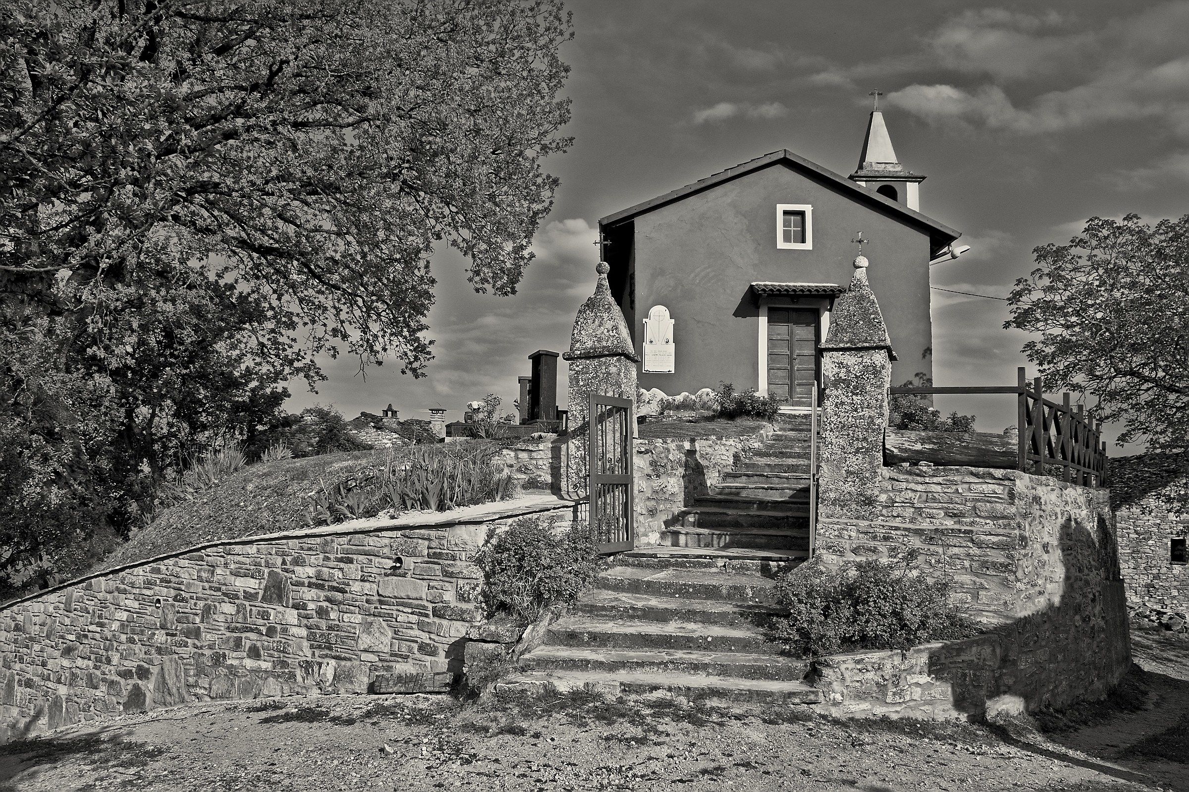 Chiesetta di Montosero