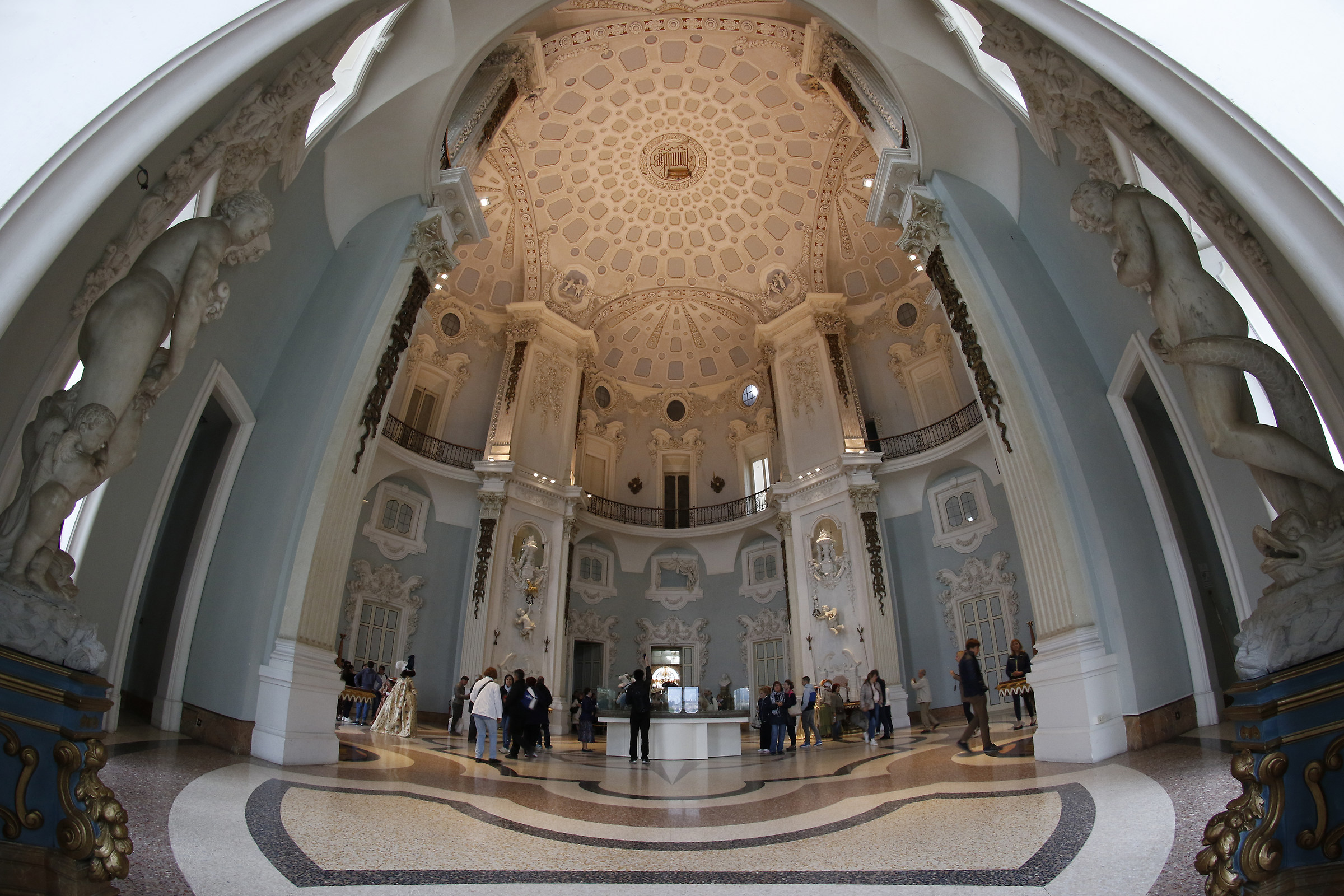 Sala da ballo - Palazzo Borromeo