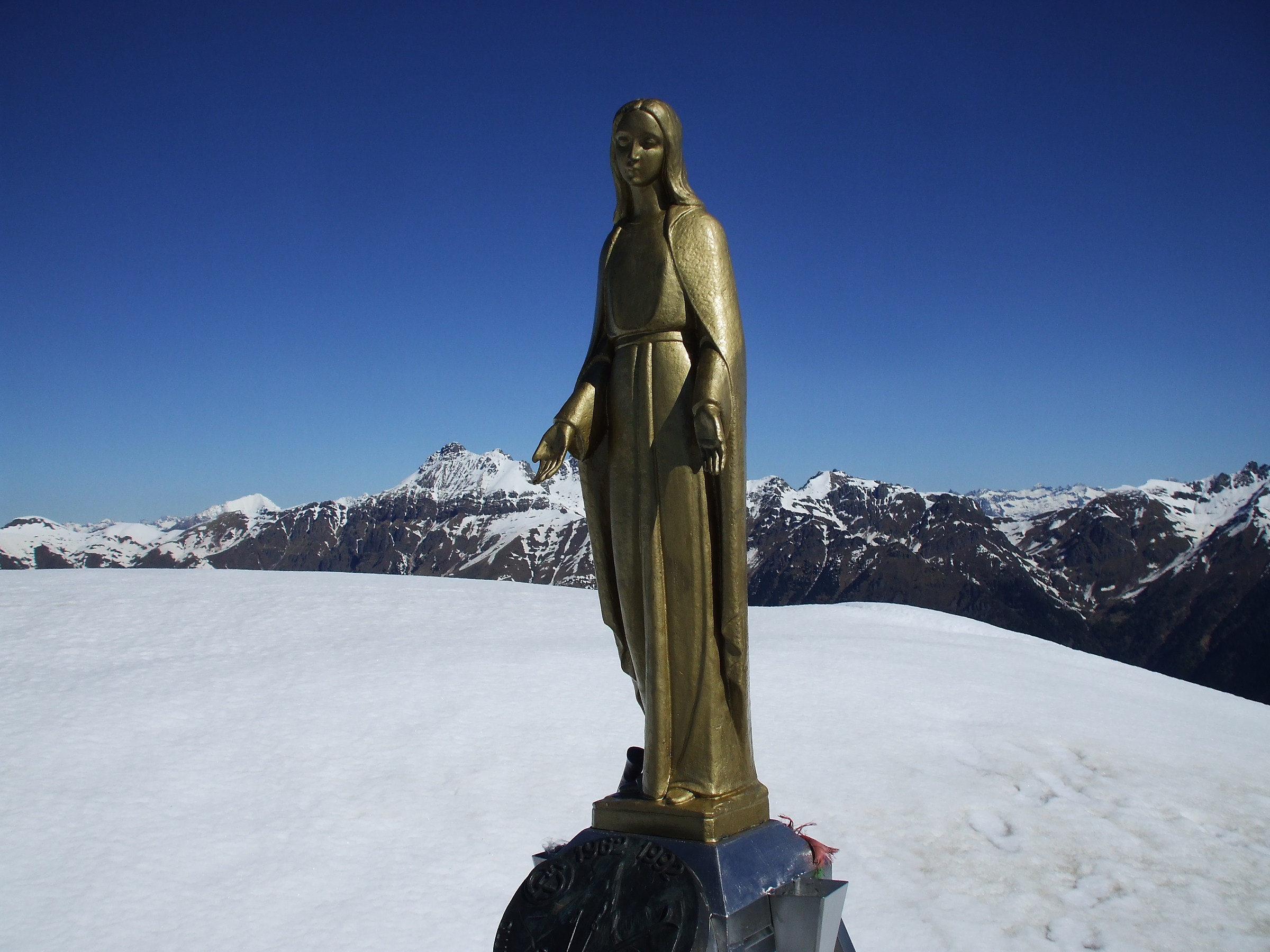 Madonnina sul pizzo Baciamorti