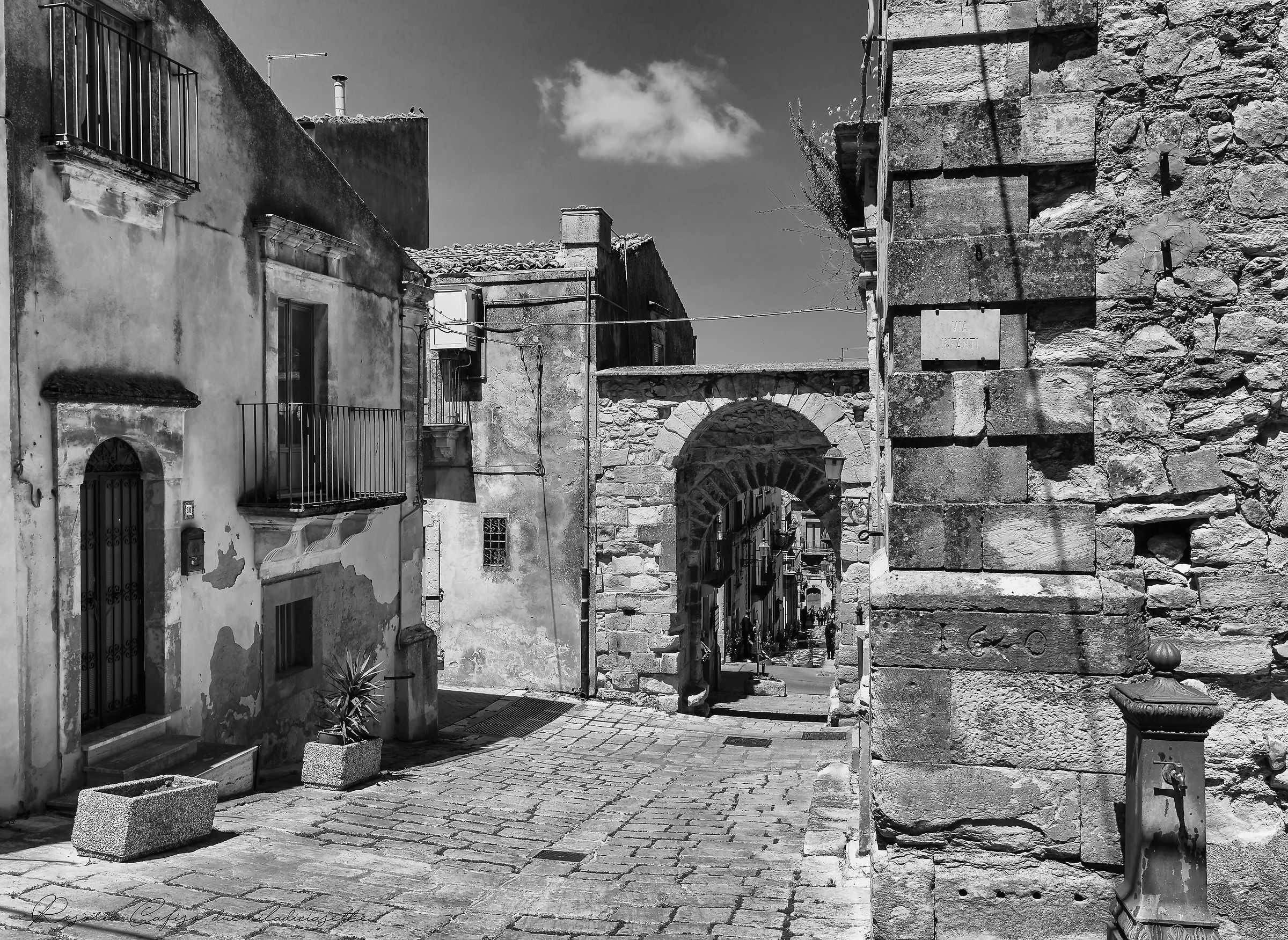Arco della Annunziata Chiaramonte Gulfi (rg)