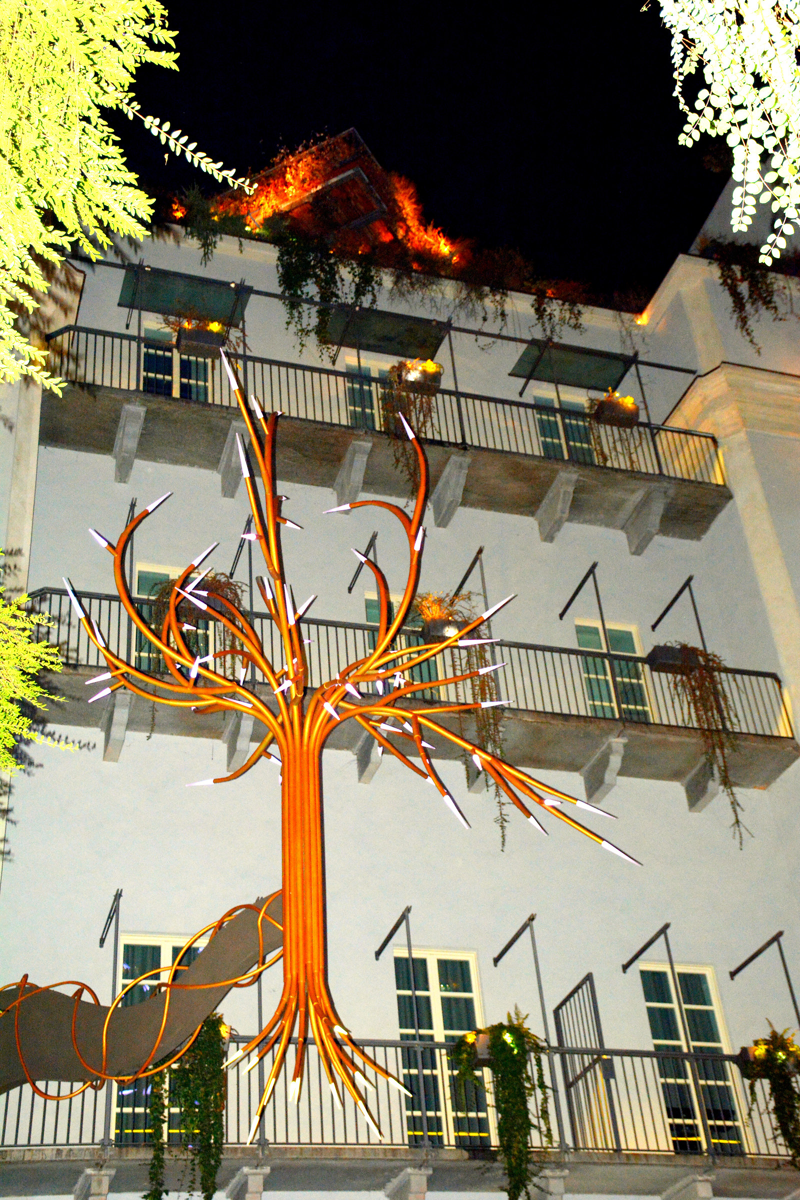 Turin - the suspended tree in the house p beautiful in the w...