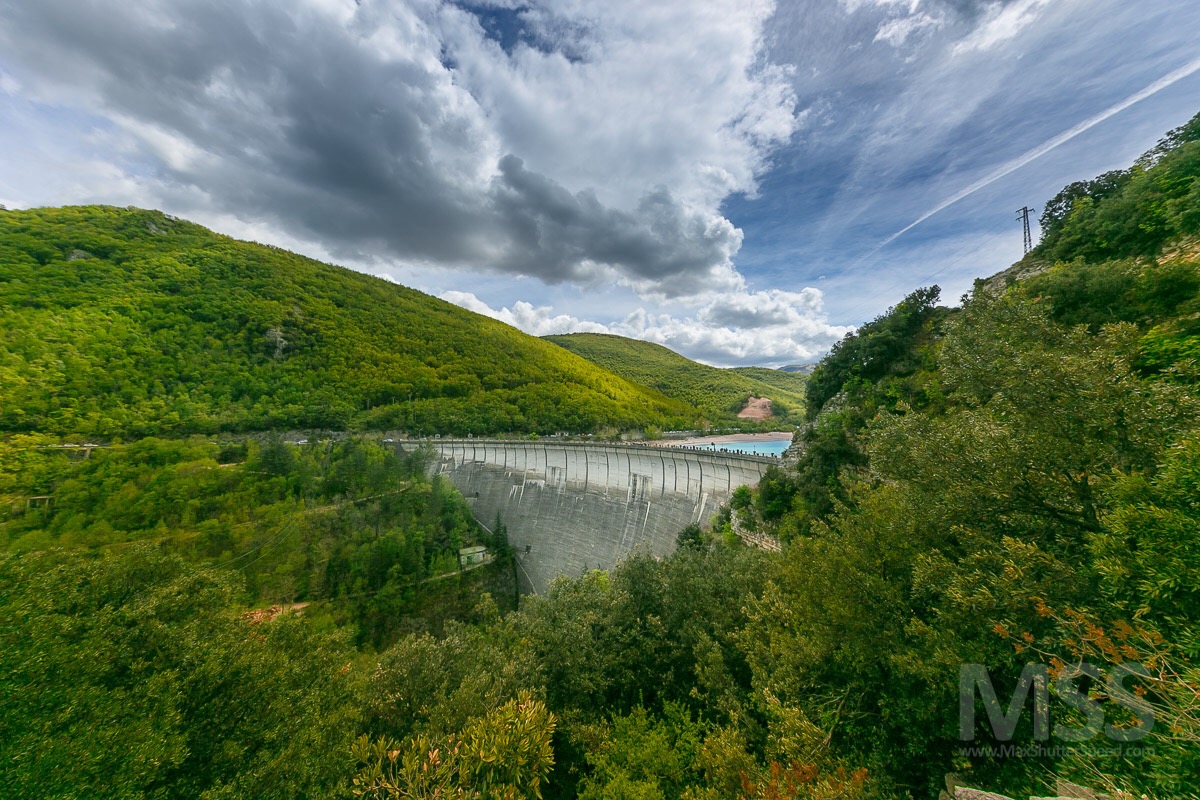 Dam on Lake Fiastra