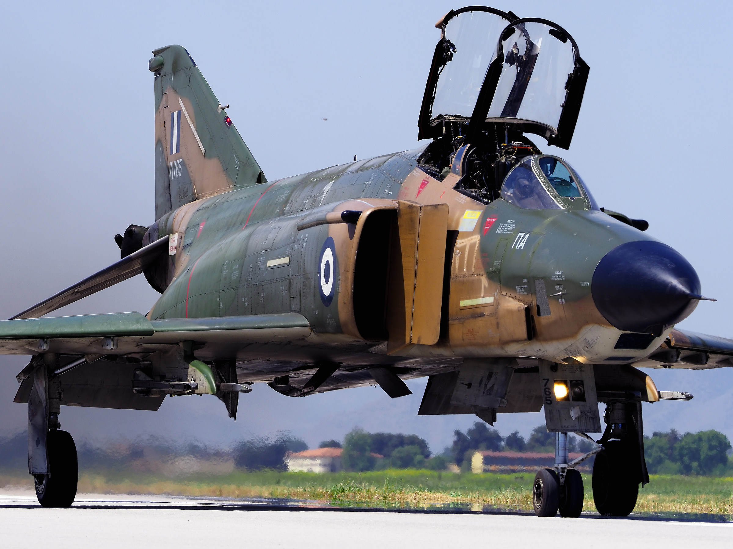 rf-4e