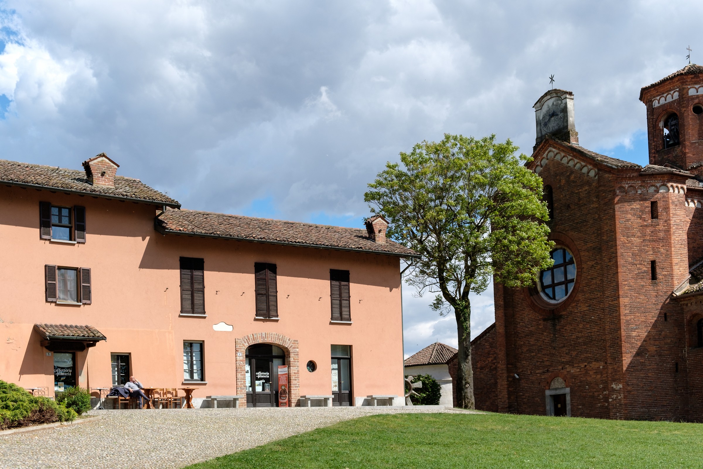 Arriving at Morimondo Abbey