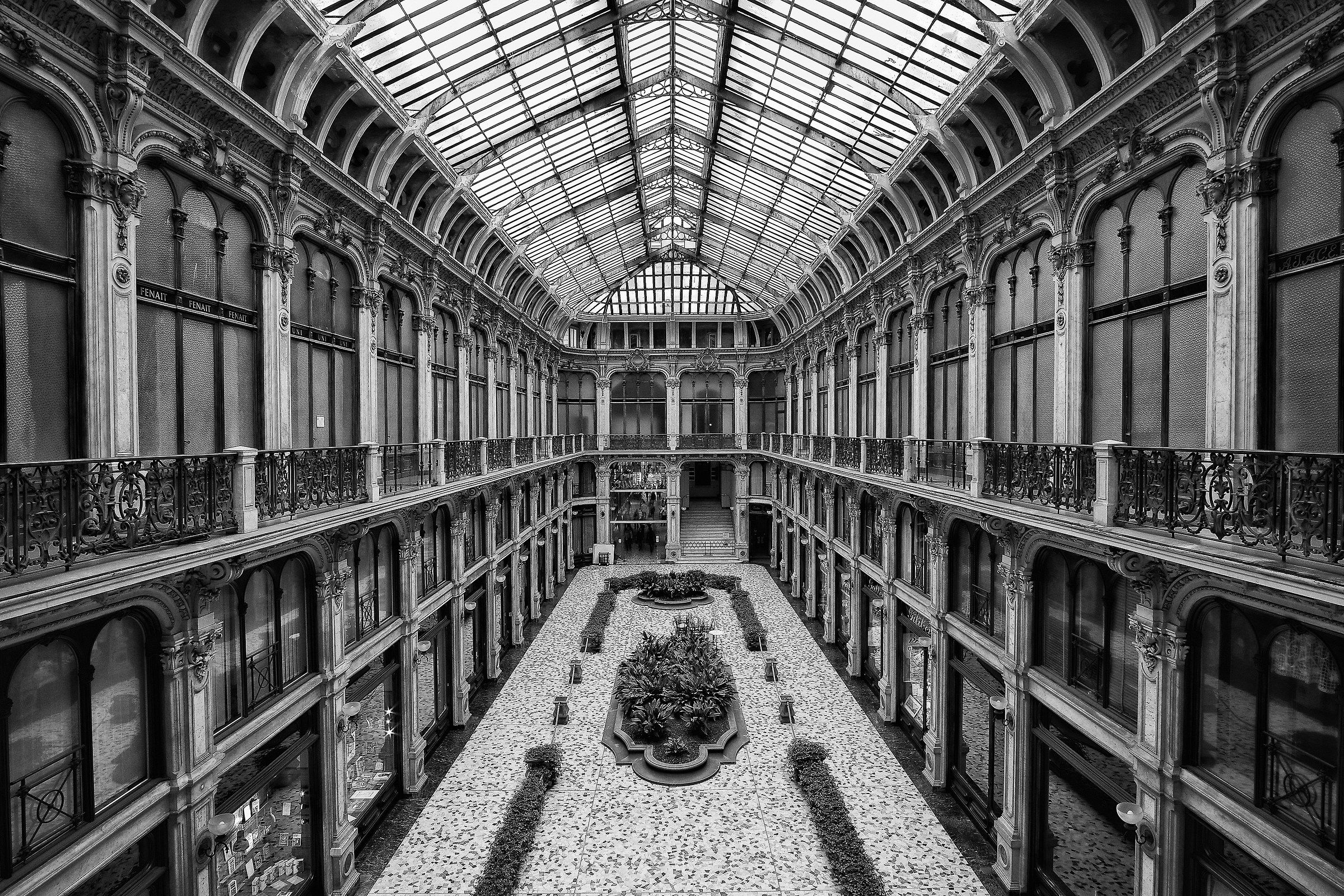 Turin, gallery San Federico