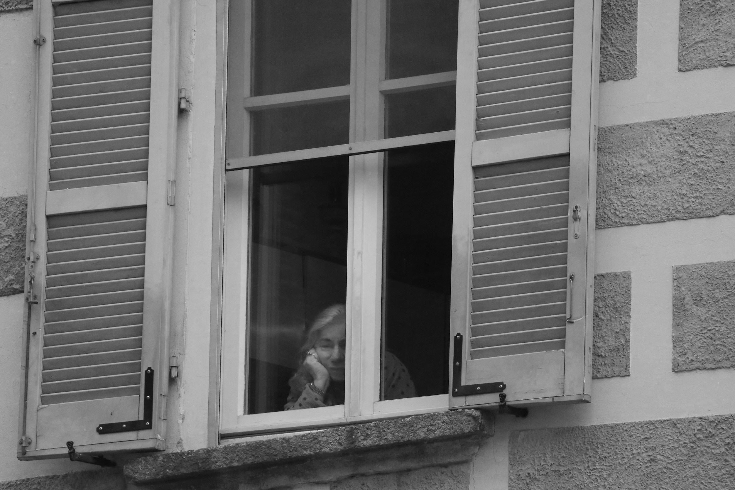 "The small Lombard lookout"