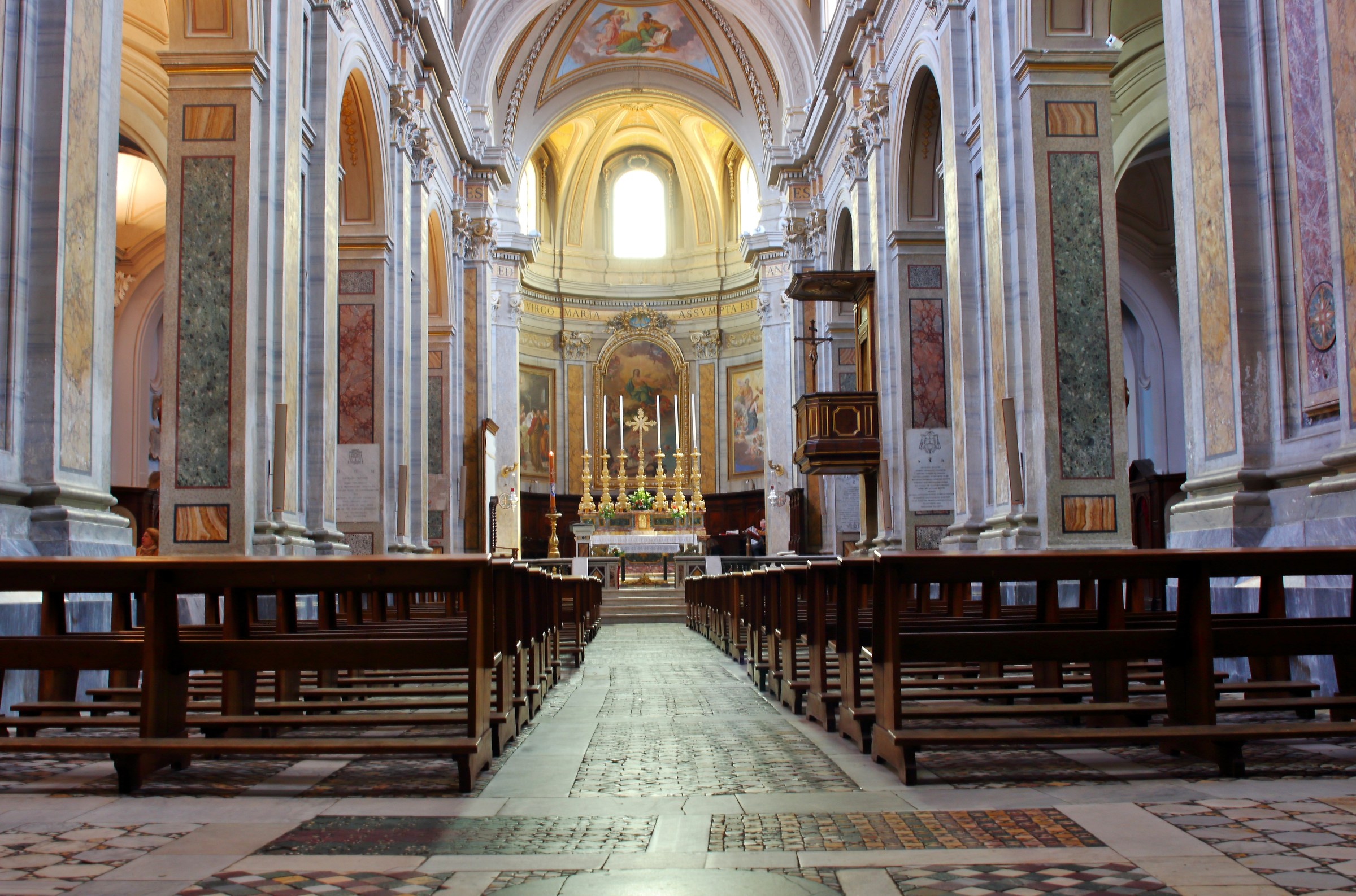 La Cattedrale di Sutri.
