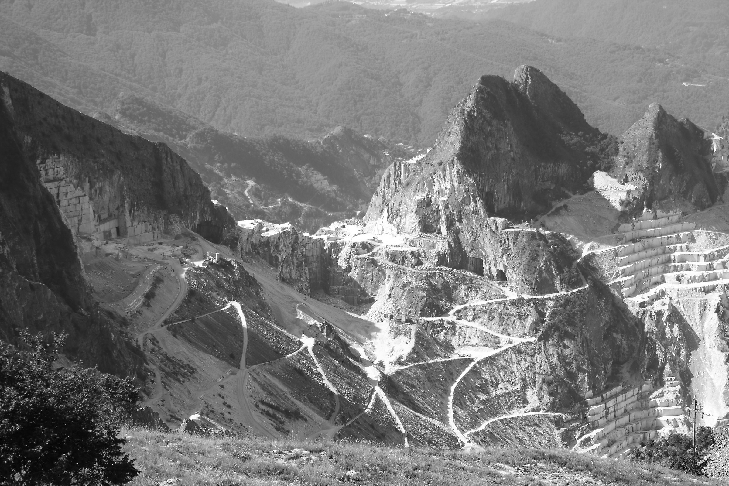 Campocecina vista nelle cave di marmo