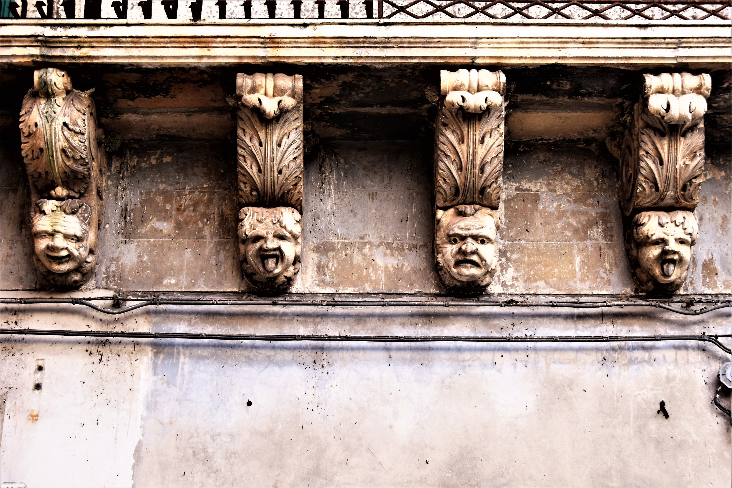 tratto1 Mensoloni Barocchi Palazzo Iudica (oggi Caruso)