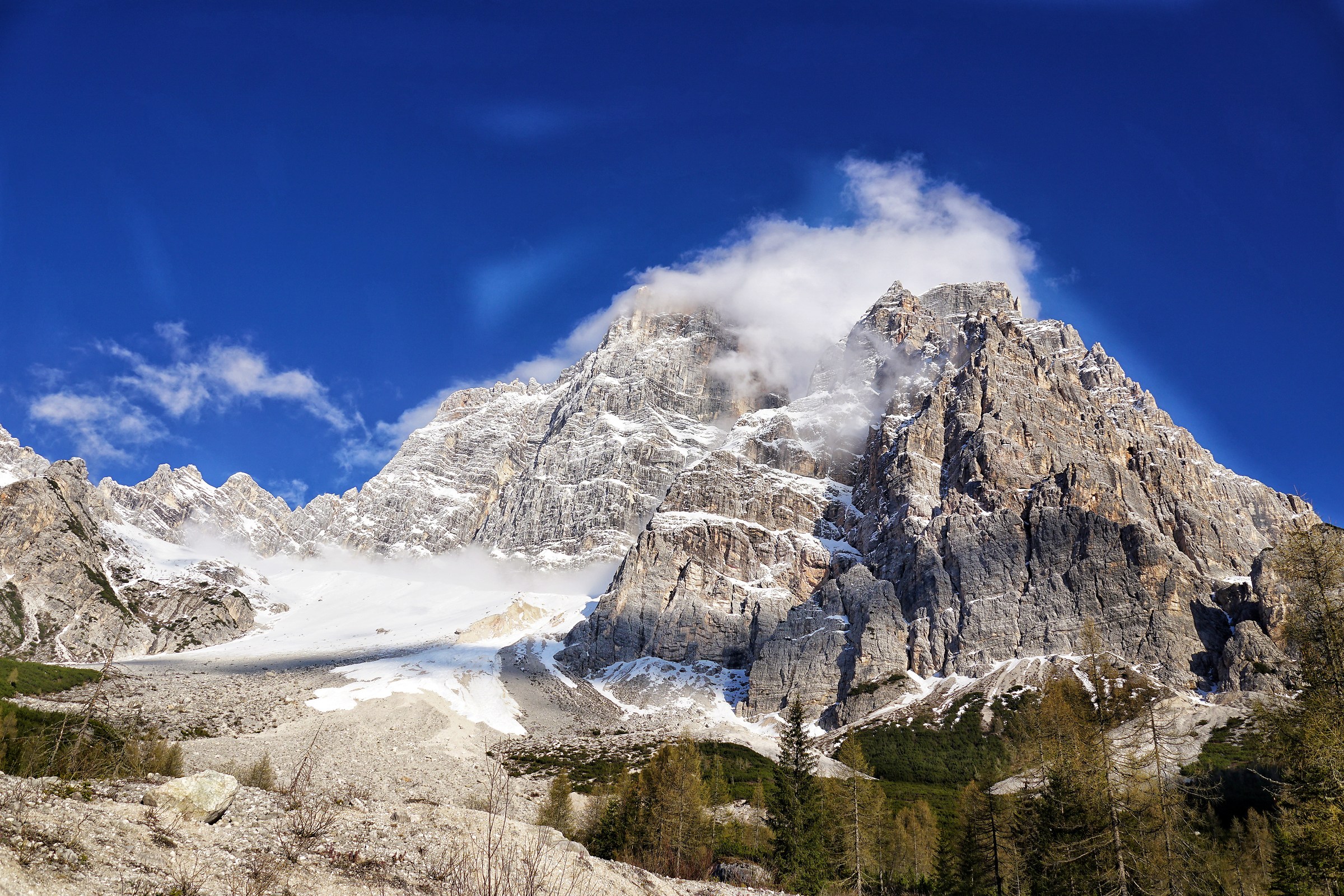 i vapori della neve che si scioglie sul Pelmo