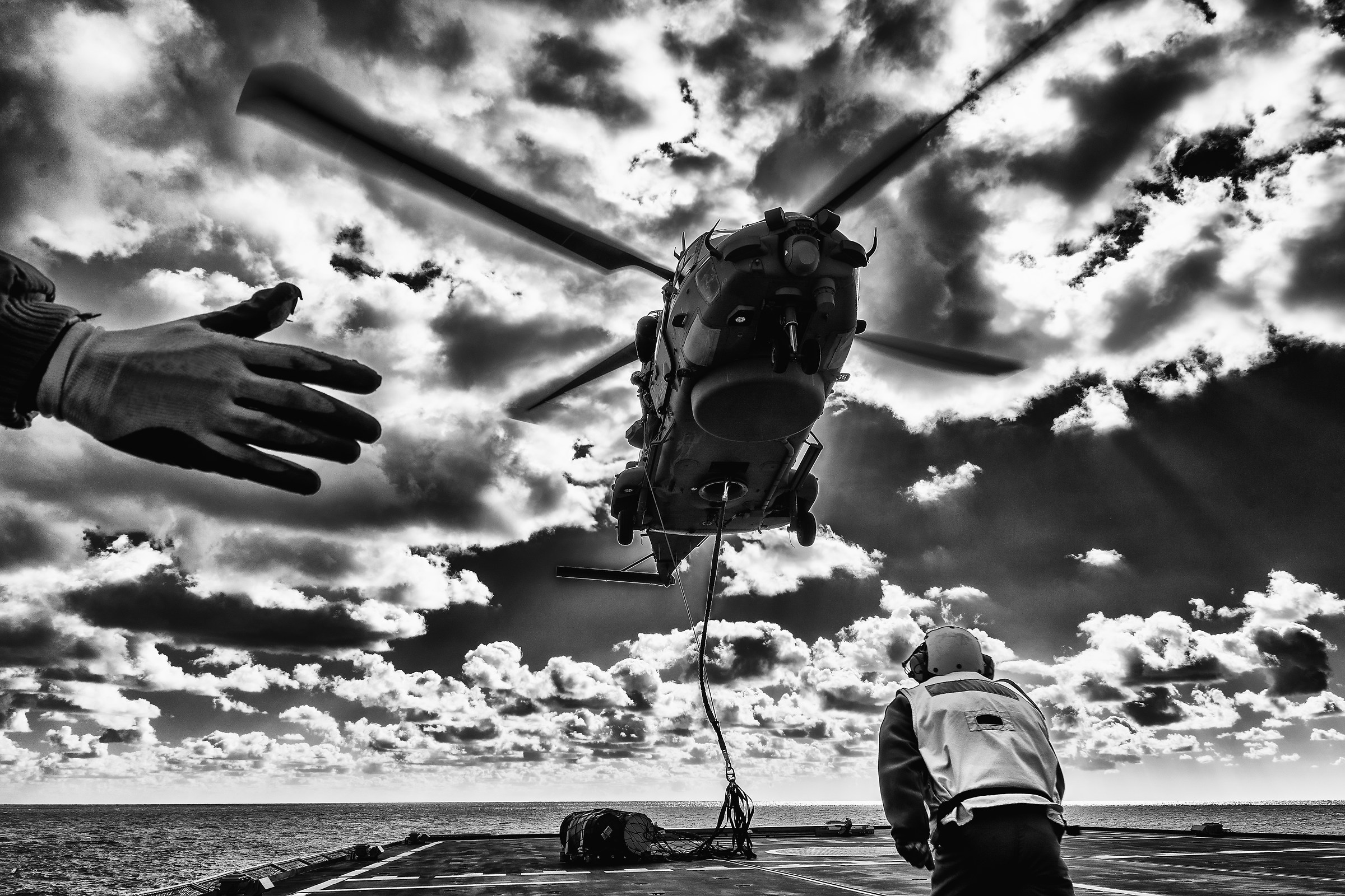 Refueling in the Sea