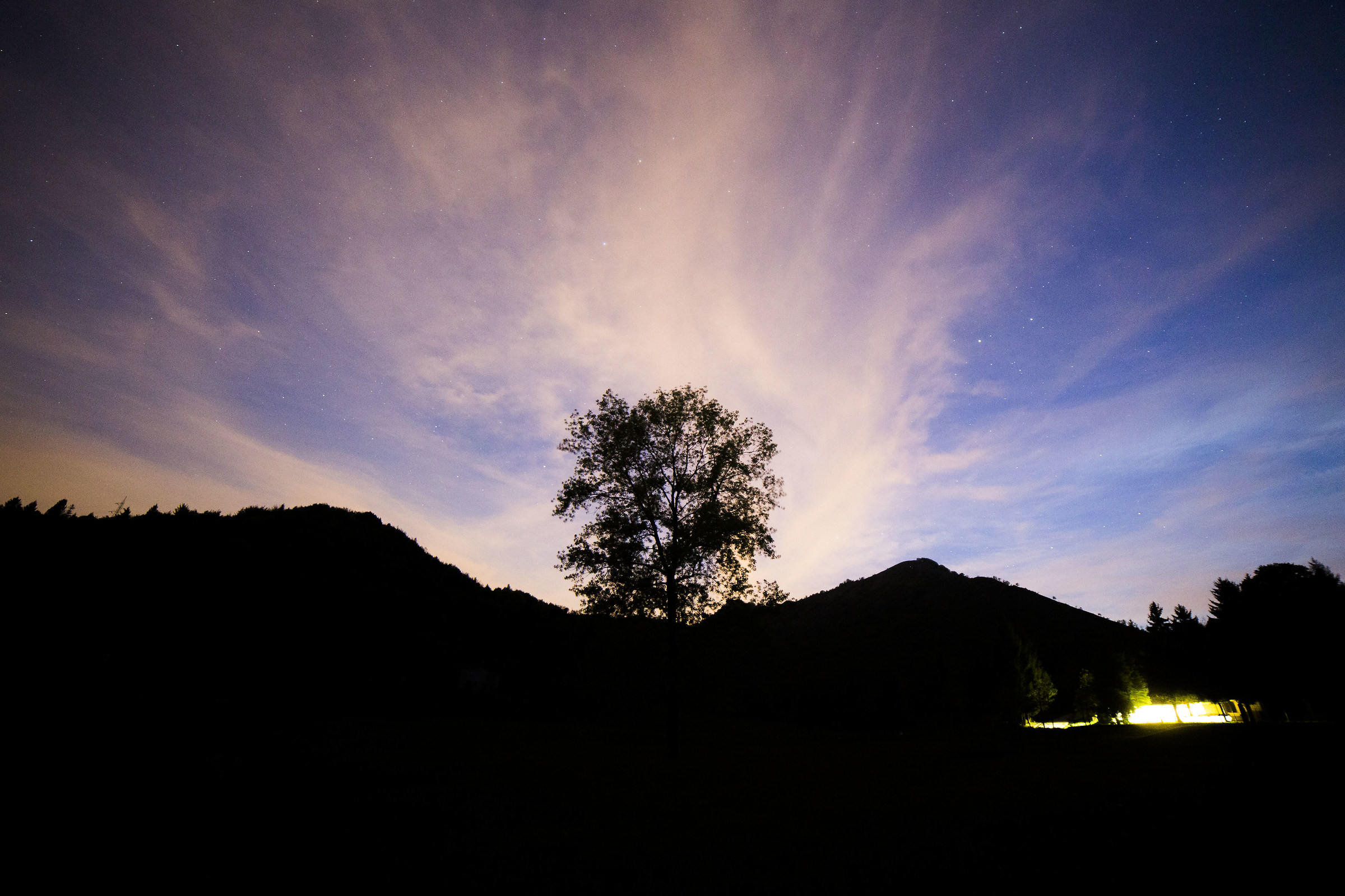 The sky above the plain ...